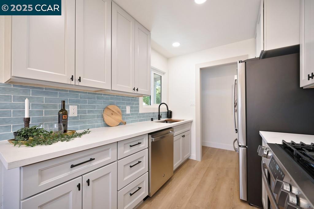 Detail Gallery Image 9 of 21 For 1322 Sheridan Ave, Roseville,  CA 95661 - 3 Beds | 2 Baths