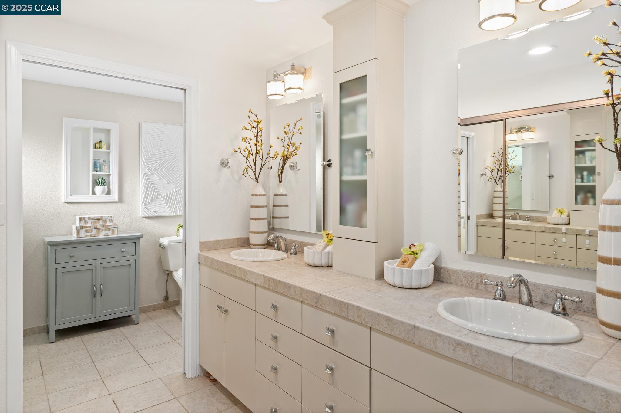 Detail Gallery Image 17 of 28 For 2003 Saint George Rd, Danville,  CA 94526 - 4 Beds | 2/1 Baths