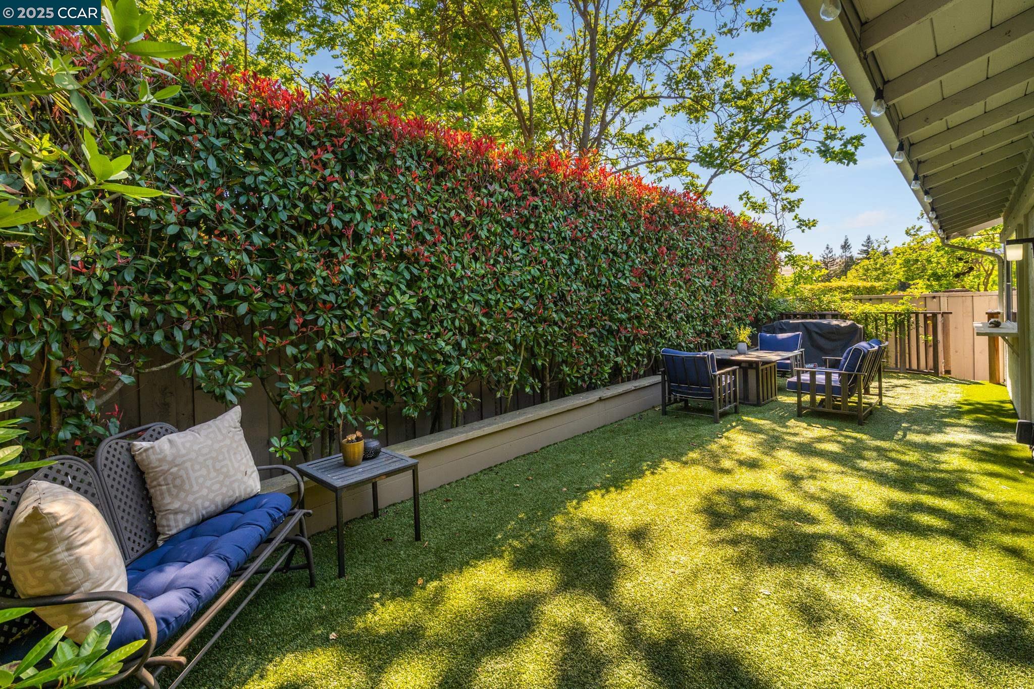 Detail Gallery Image 25 of 28 For 2003 Saint George Rd, Danville,  CA 94526 - 4 Beds | 2/1 Baths