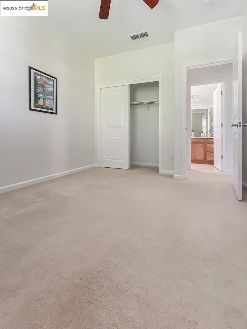 Detail Gallery Image 19 of 29 For 3168 Village Plaza Dr, Roseville,  CA 95747 - 3 Beds | 2/1 Baths