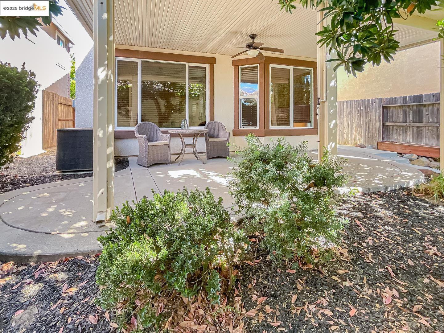 Detail Gallery Image 26 of 29 For 3168 Village Plaza Dr, Roseville,  CA 95747 - 3 Beds | 2/1 Baths