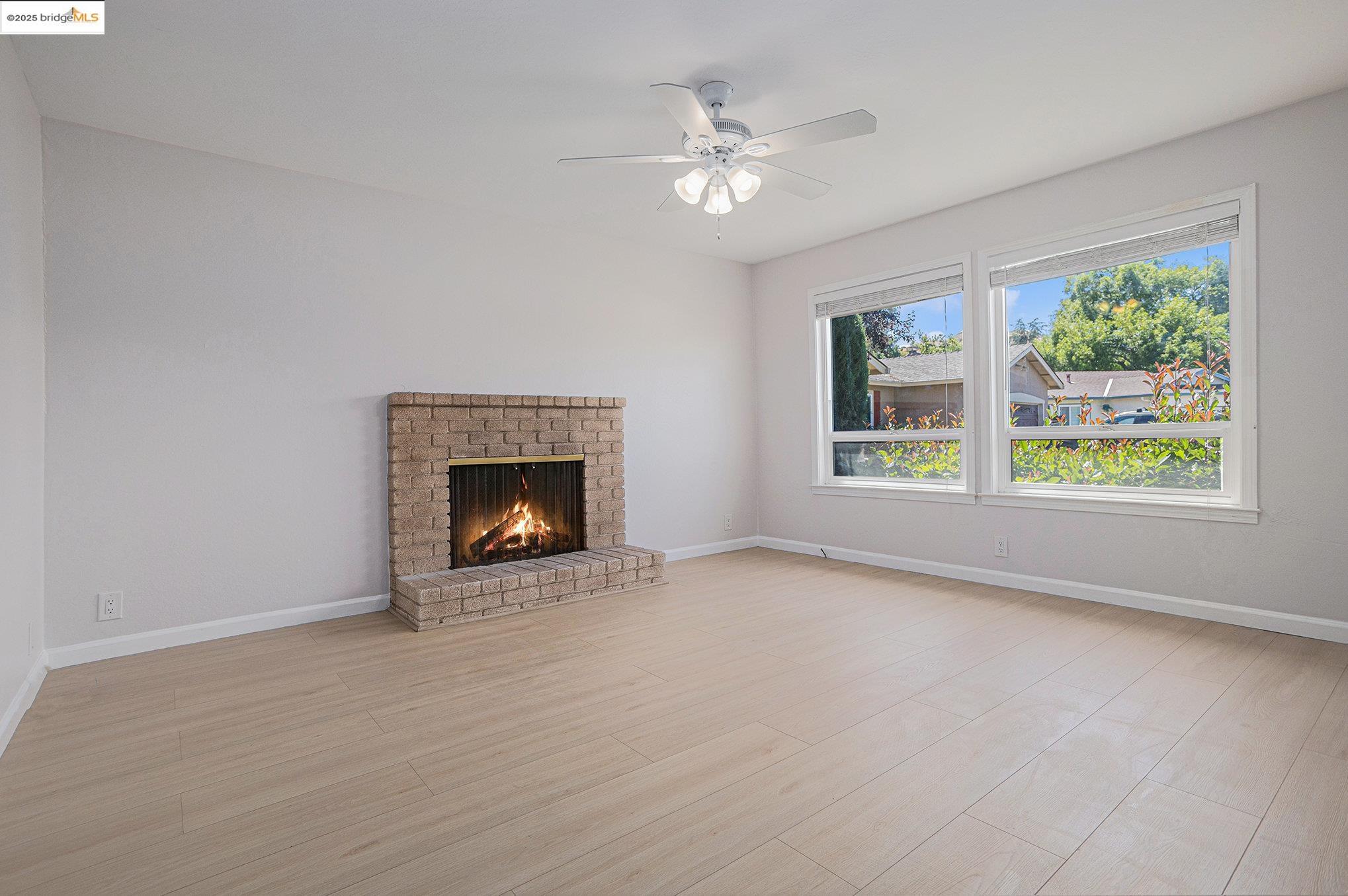 Detail Gallery Image 5 of 30 For 25 Marilyn Pl, San Ramon,  CA 94583 - 4 Beds | 2 Baths
