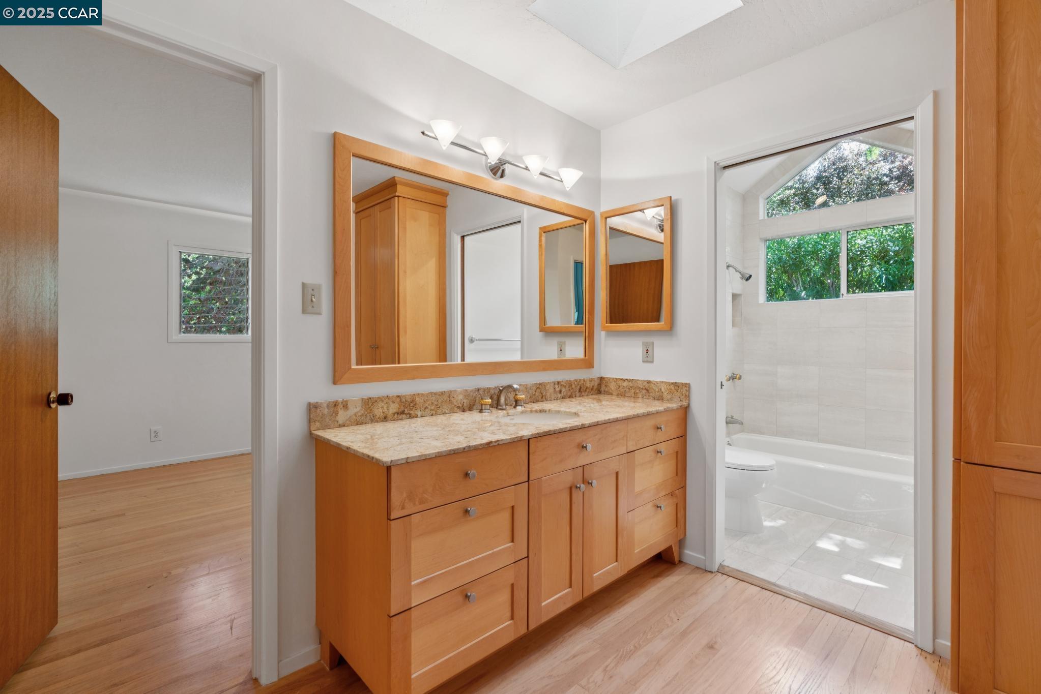 Detail Gallery Image 37 of 54 For 3806 Palo Alto Dr, Lafayette,  CA 94549 - 4 Beds | 3 Baths