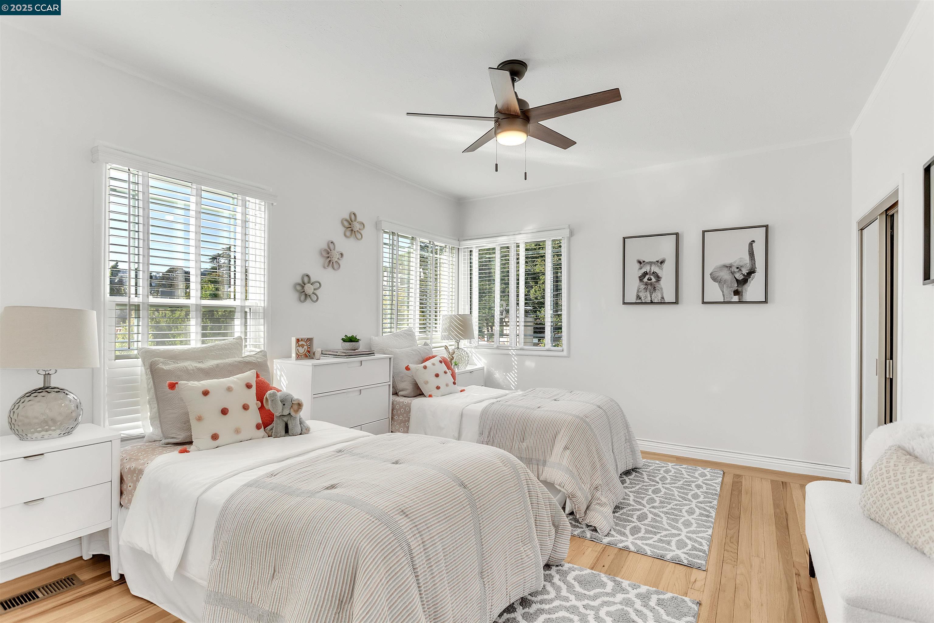 Detail Gallery Image 24 of 52 For 4615 Harbord Dr, Oakland,  CA 94618 - 3 Beds | 2 Baths