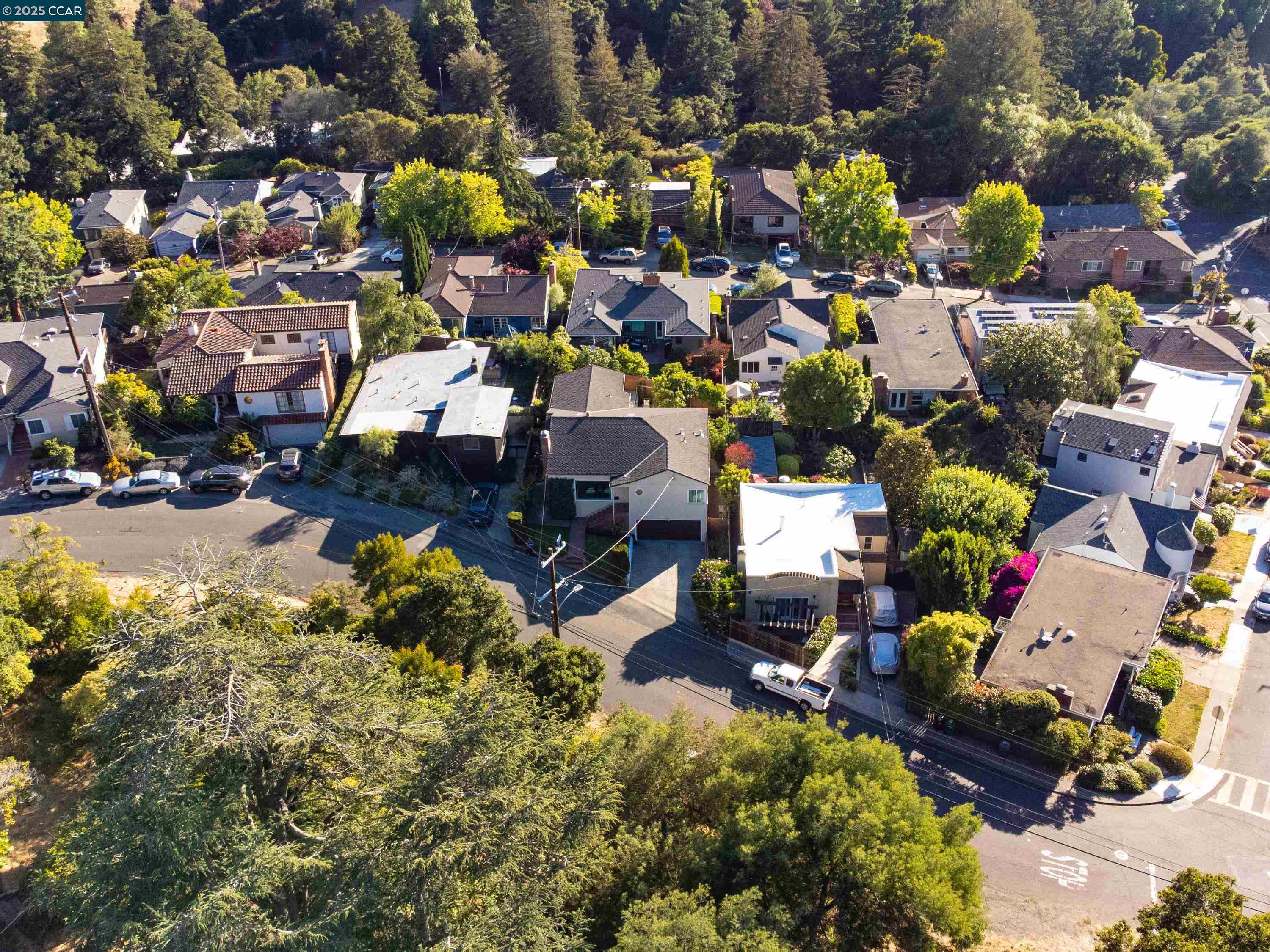 Detail Gallery Image 48 of 52 For 4615 Harbord Dr, Oakland,  CA 94618 - 3 Beds | 2 Baths