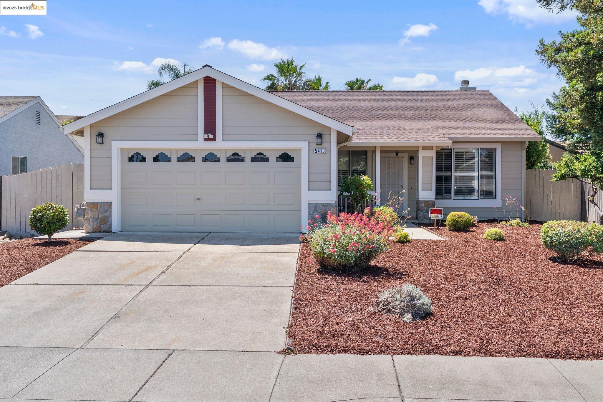 Detail Gallery Image 1 of 55 For 5410 Lakespring Dr, Oakley,  CA 94561 - 4 Beds | 2 Baths