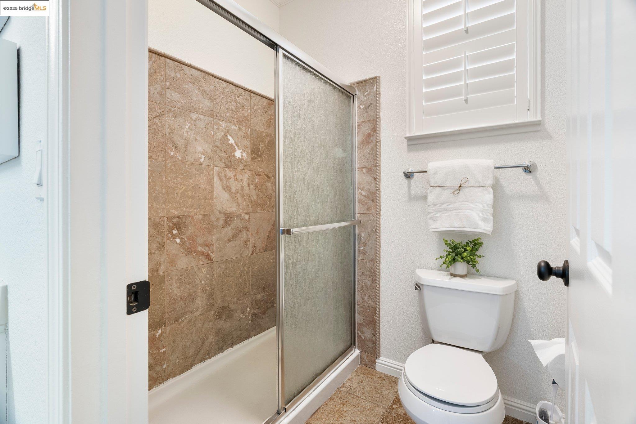 Detail Gallery Image 34 of 55 For 5410 Lakespring Dr, Oakley,  CA 94561 - 4 Beds | 2 Baths