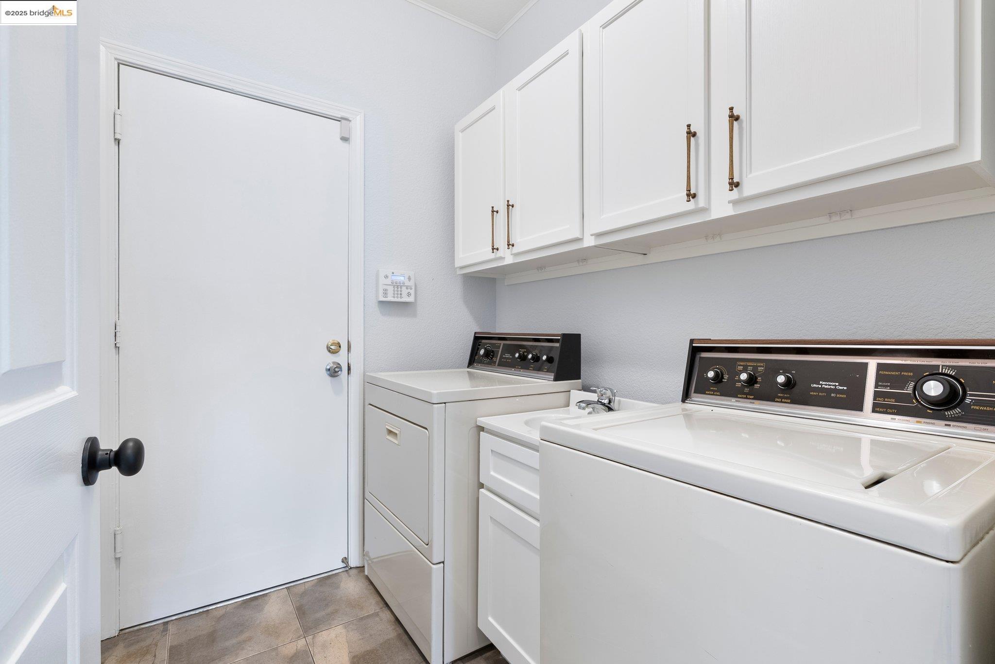 Detail Gallery Image 39 of 55 For 5410 Lakespring Dr, Oakley,  CA 94561 - 4 Beds | 2 Baths