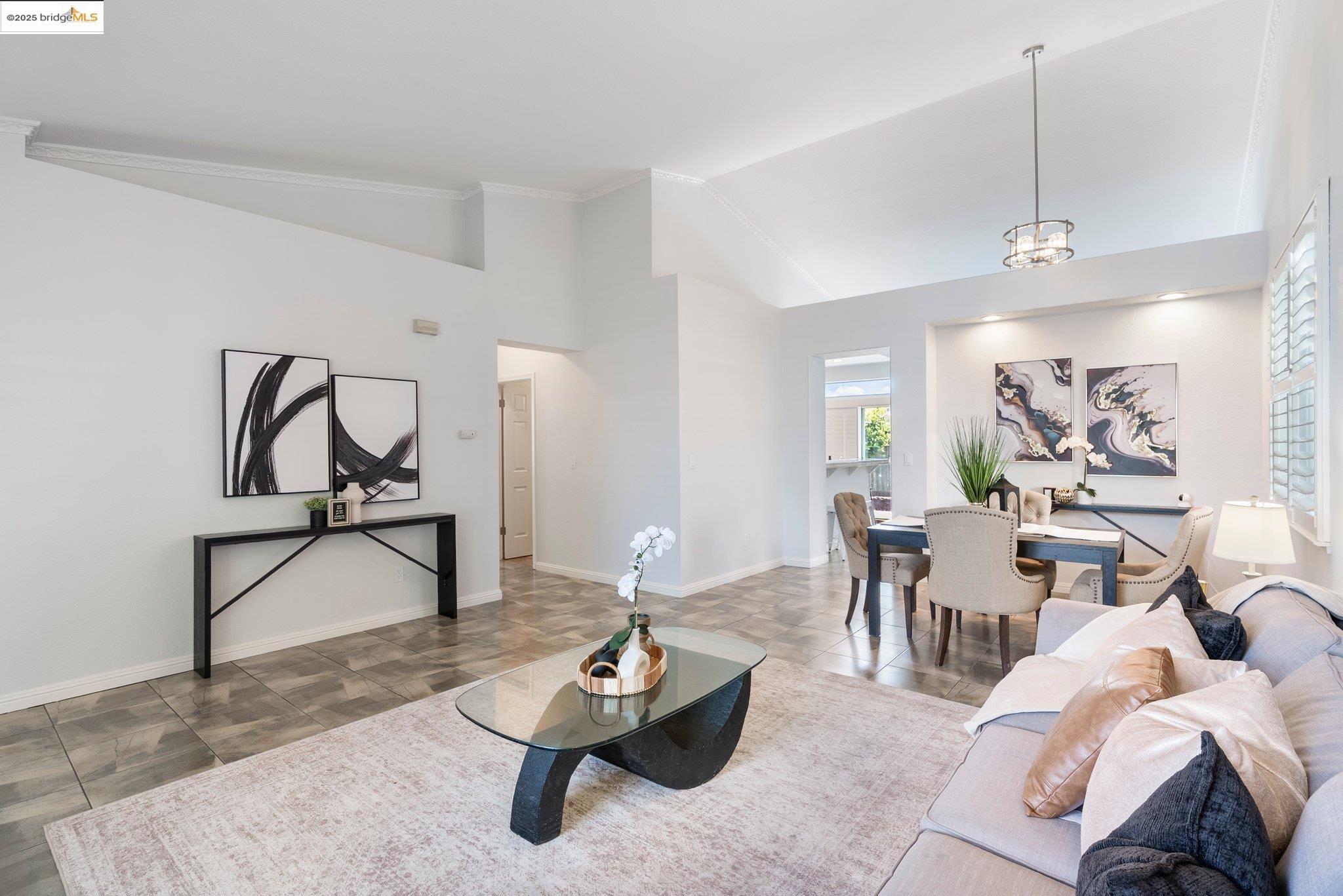 Detail Gallery Image 8 of 55 For 5410 Lakespring Dr, Oakley,  CA 94561 - 4 Beds | 2 Baths