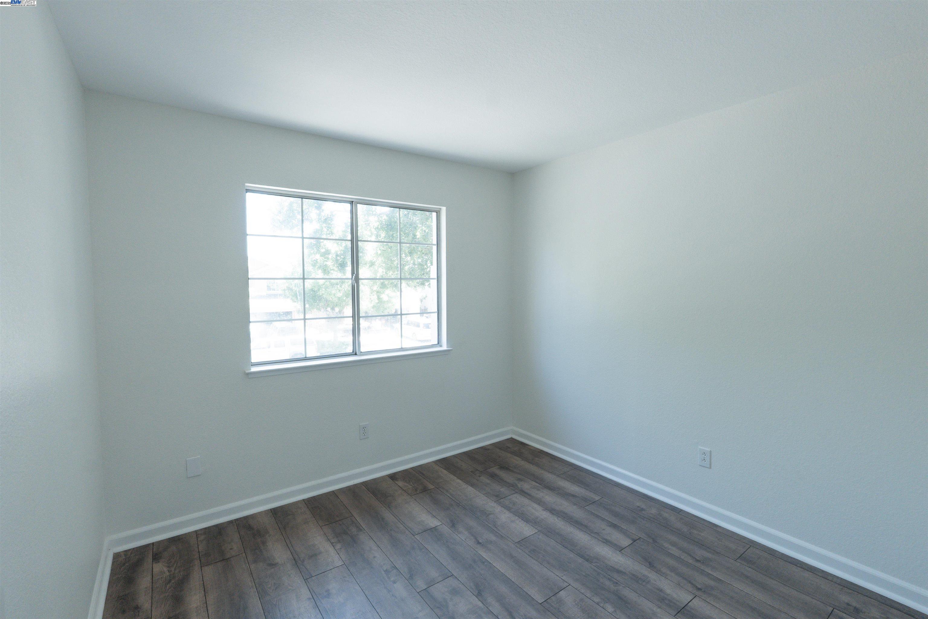 Detail Gallery Image 16 of 49 For 4517 Waterford Way, Oakley,  CA 94561 - 3 Beds | 2/1 Baths