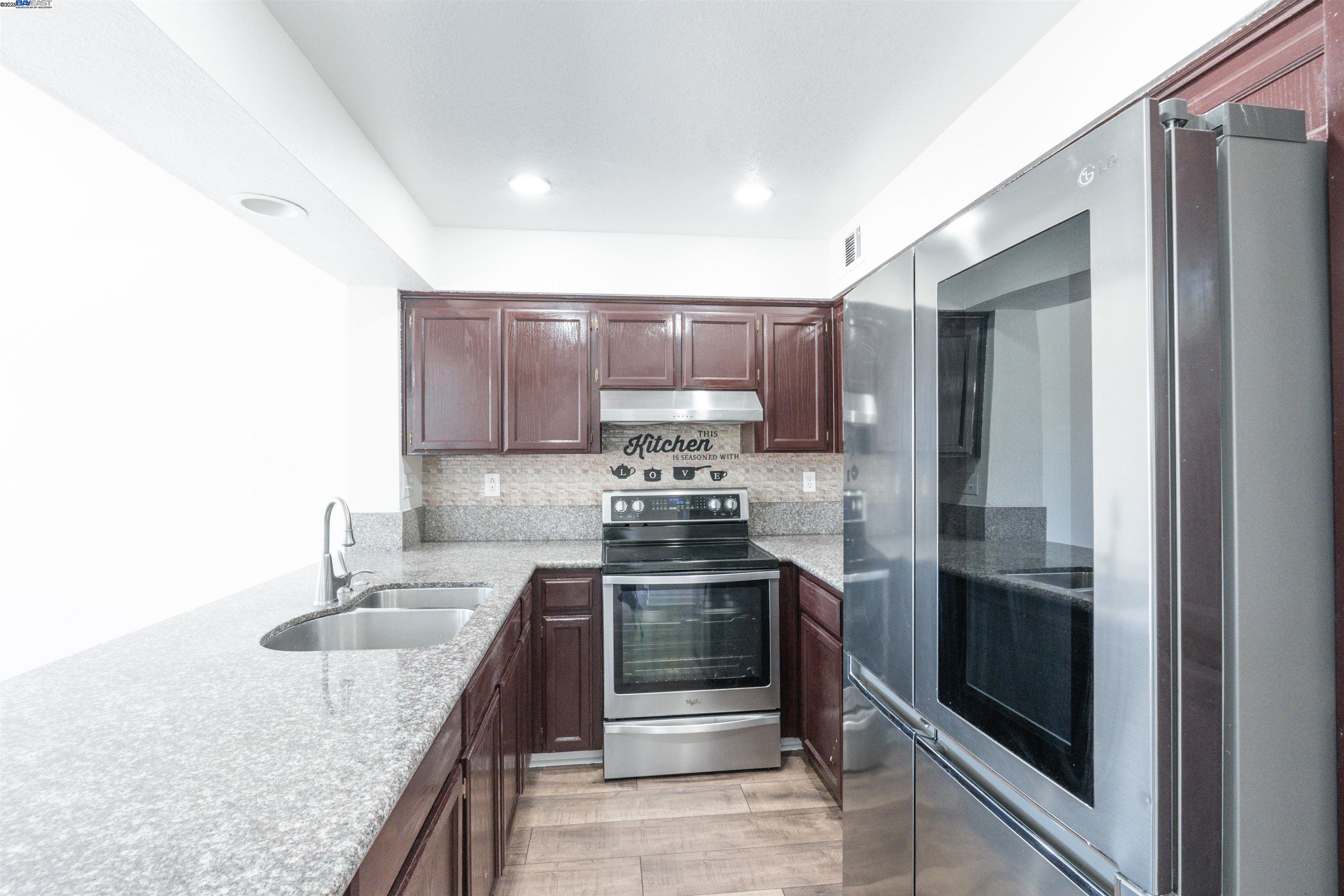 Detail Gallery Image 39 of 49 For 4517 Waterford Way, Oakley,  CA 94561 - 3 Beds | 2/1 Baths
