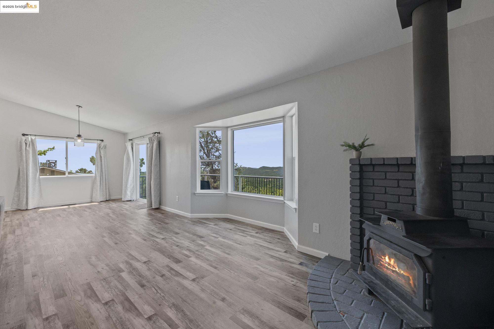 Detail Gallery Image 11 of 31 For 21344 Oman Drive, Soulsbyville,  CA 95372 - 3 Beds | 2 Baths