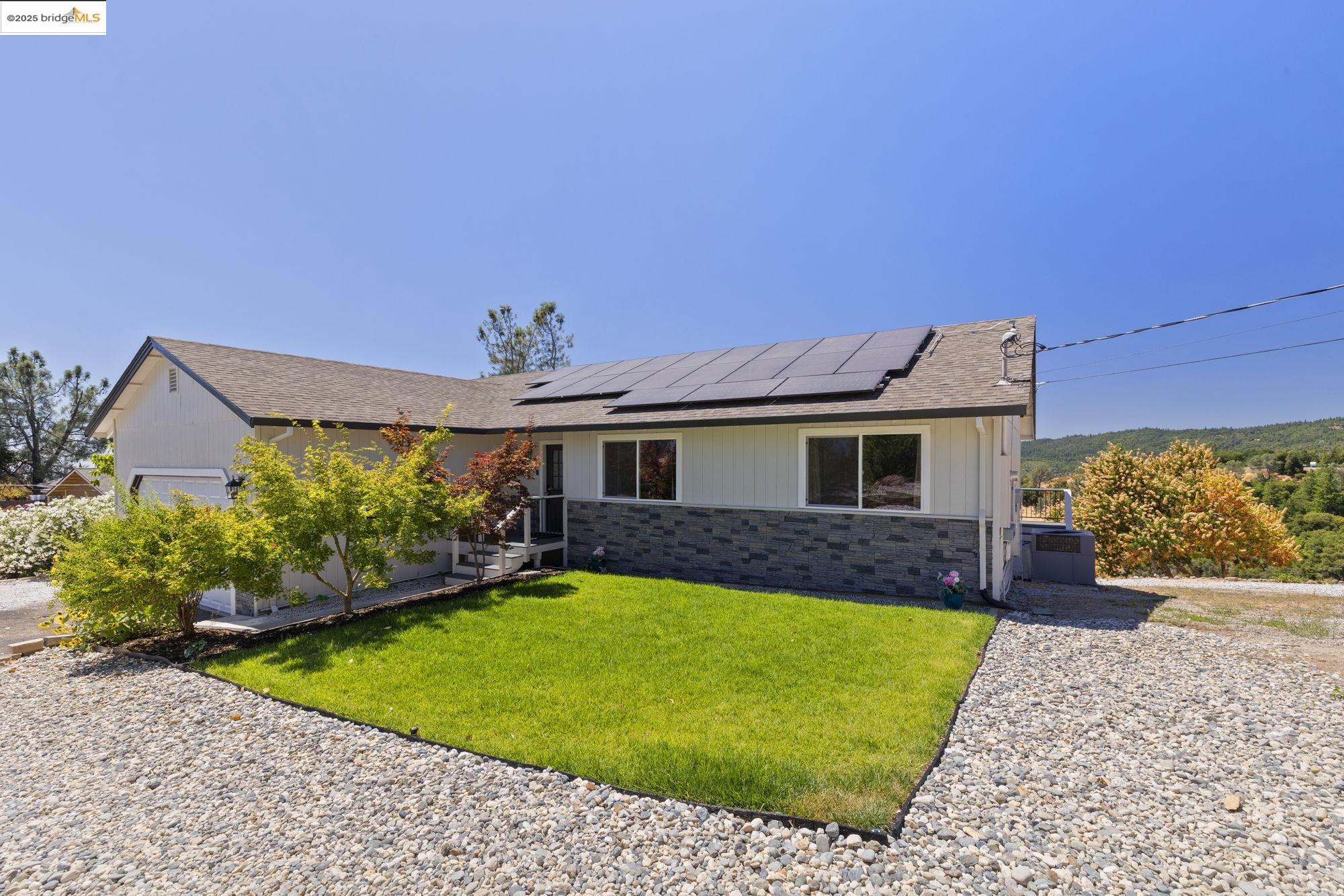 Detail Gallery Image 3 of 31 For 21344 Oman Drive, Soulsbyville,  CA 95372 - 3 Beds | 2 Baths