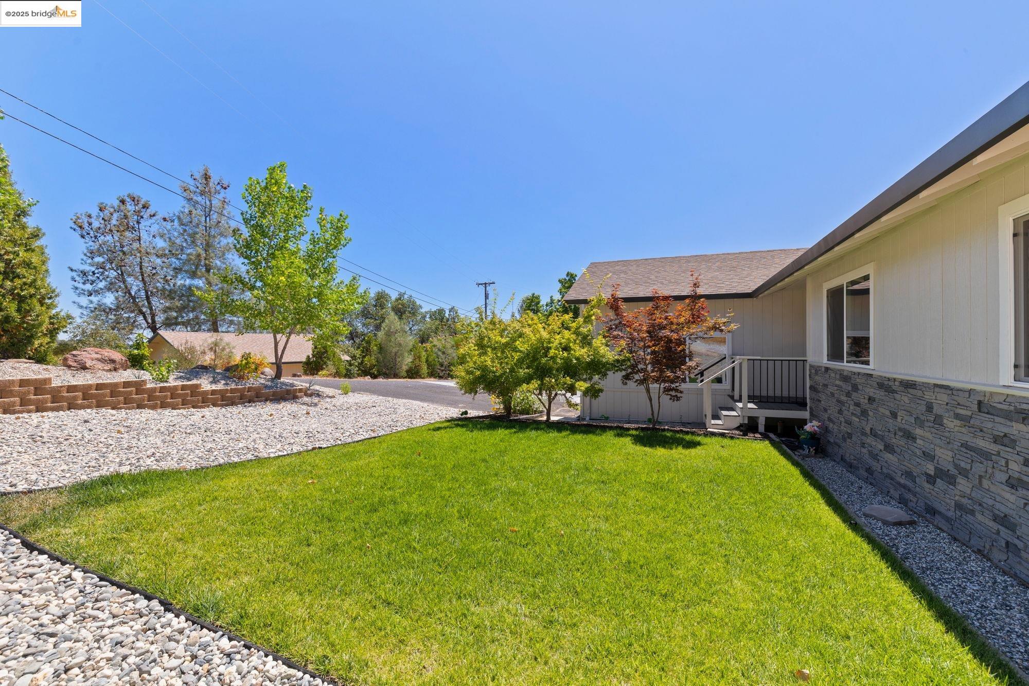 Detail Gallery Image 4 of 31 For 21344 Oman Drive, Soulsbyville,  CA 95372 - 3 Beds | 2 Baths