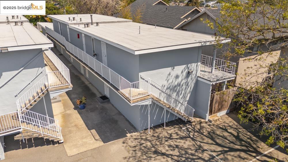 Detail Gallery Image 15 of 31 For 1777 Sausal St, Oakland,  CA 94602 - – Beds | – Baths