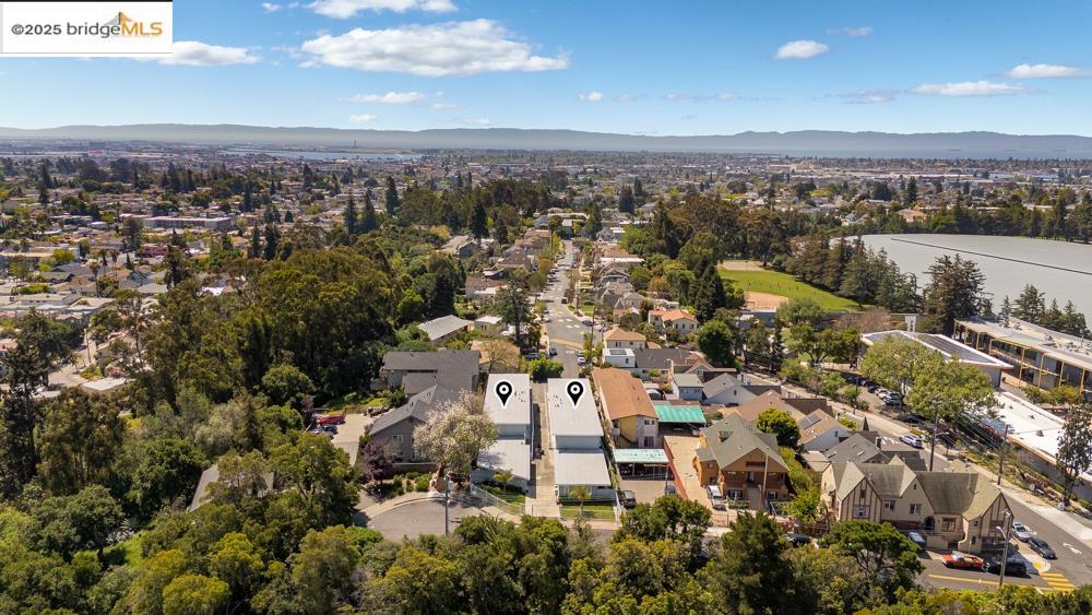 Detail Gallery Image 23 of 31 For 1777 Sausal St, Oakland,  CA 94602 - – Beds | – Baths