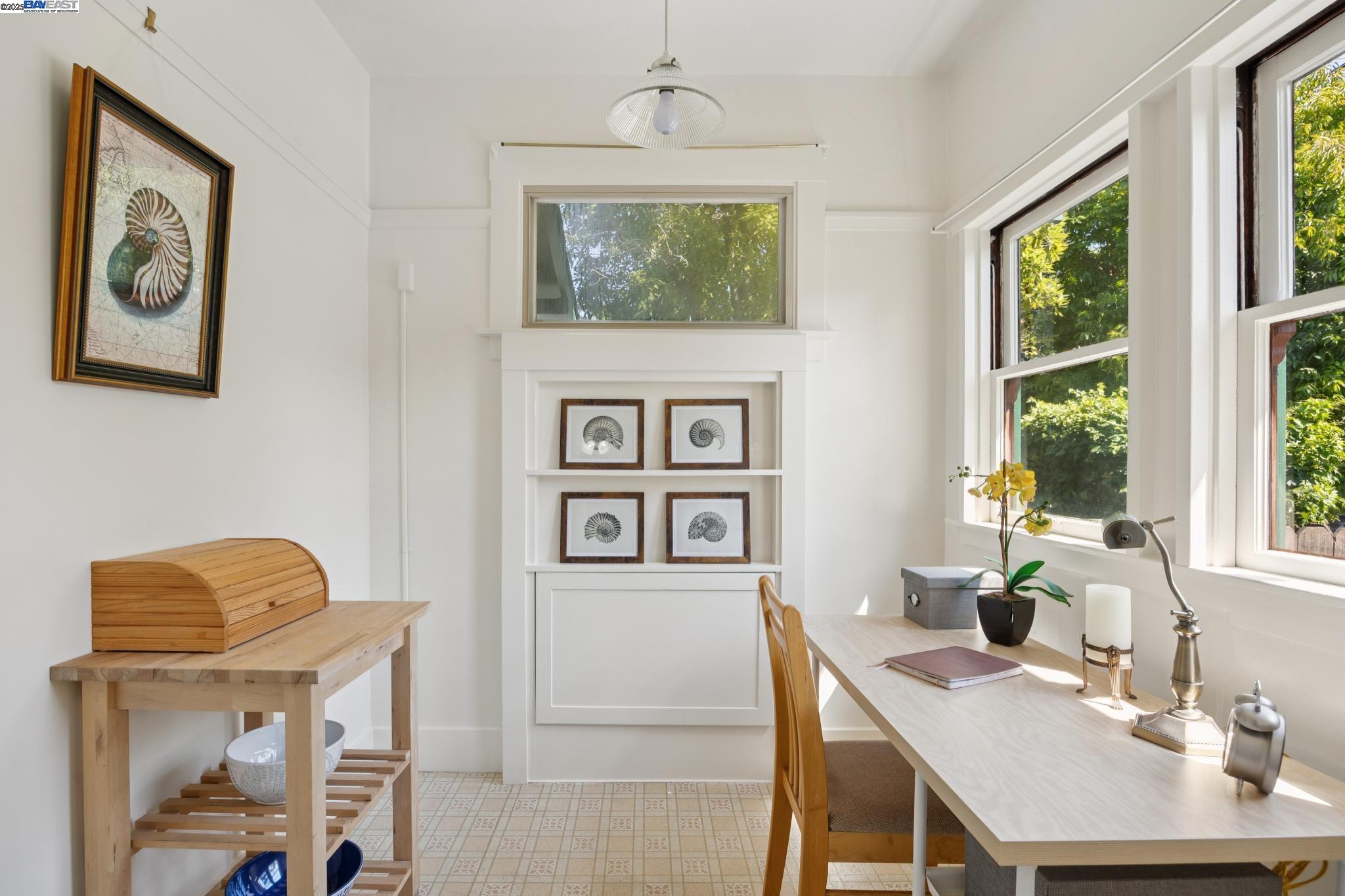 Detail Gallery Image 29 of 59 For 1300 Regent St, Alameda,  CA 94501 - 2 Beds | 1 Baths