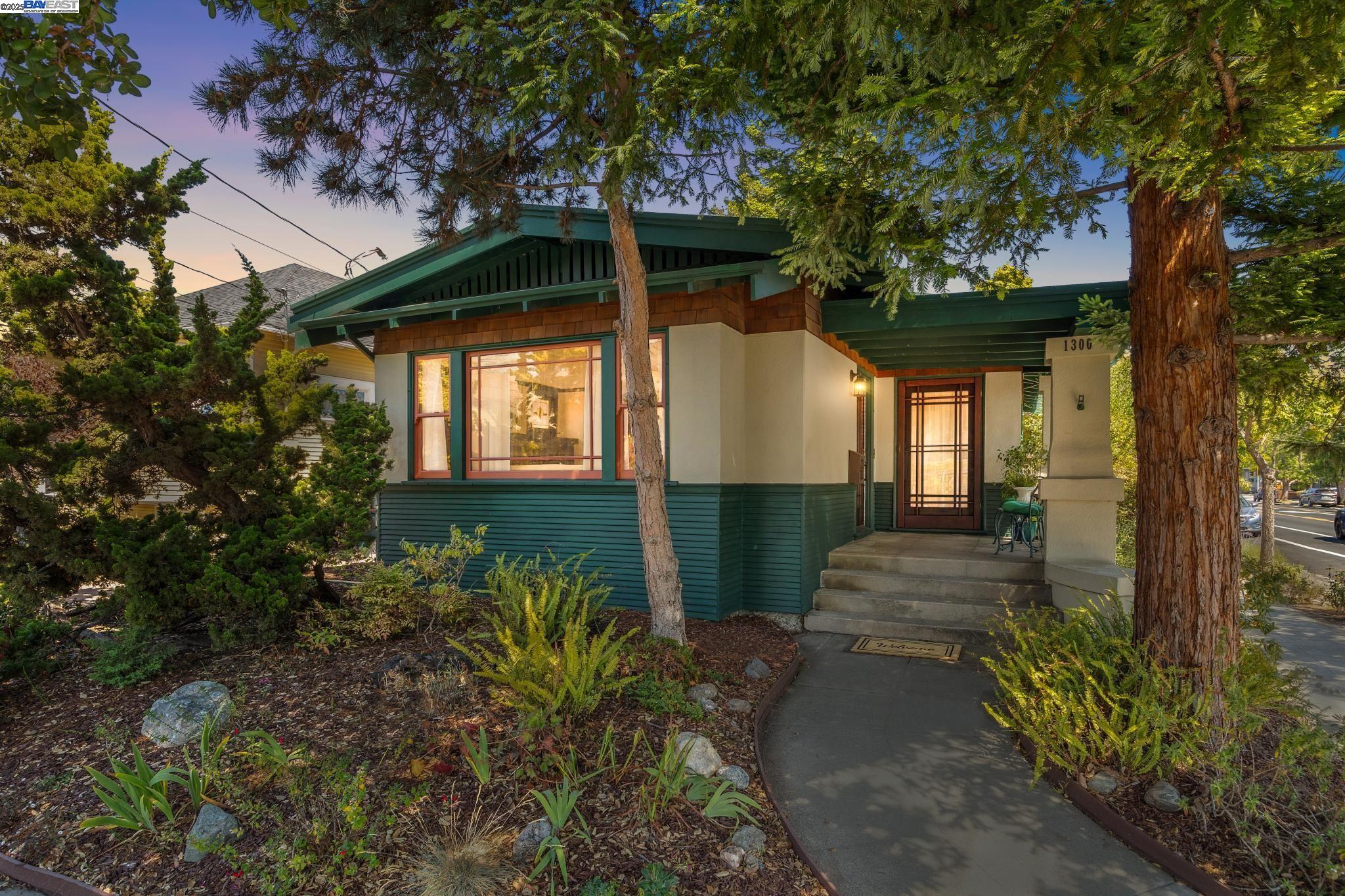 Detail Gallery Image 56 of 59 For 1300 Regent St, Alameda,  CA 94501 - 2 Beds | 1 Baths