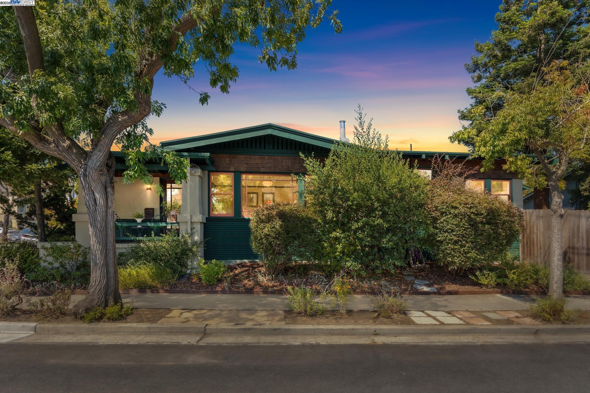 Detail Gallery Image 57 of 59 For 1300 Regent St, Alameda,  CA 94501 - 2 Beds | 1 Baths