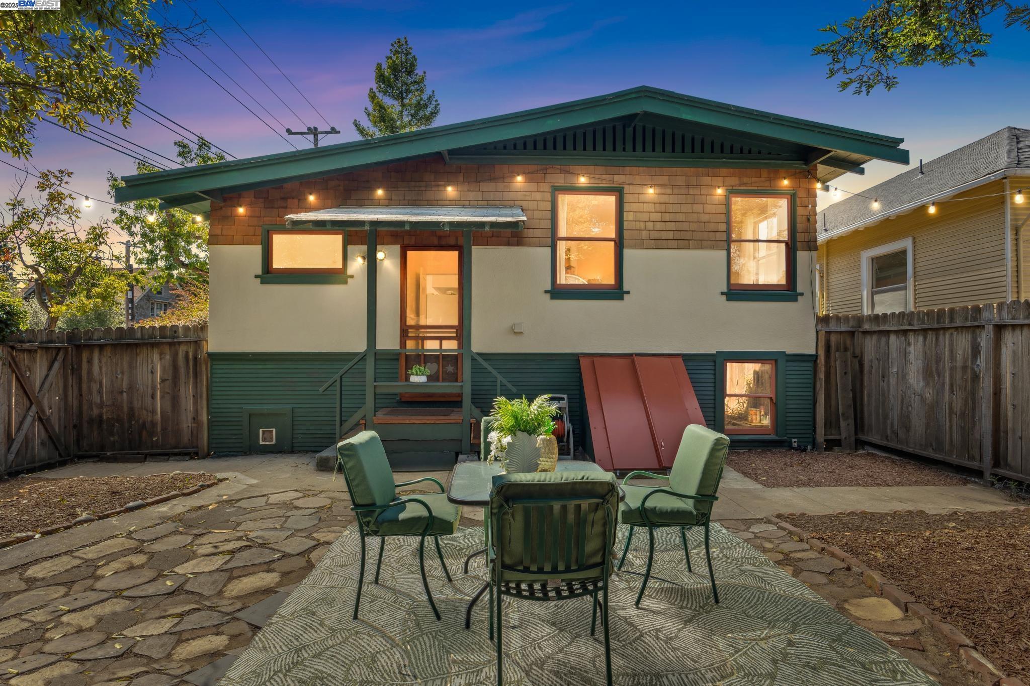 Detail Gallery Image 58 of 59 For 1300 Regent St, Alameda,  CA 94501 - 2 Beds | 1 Baths