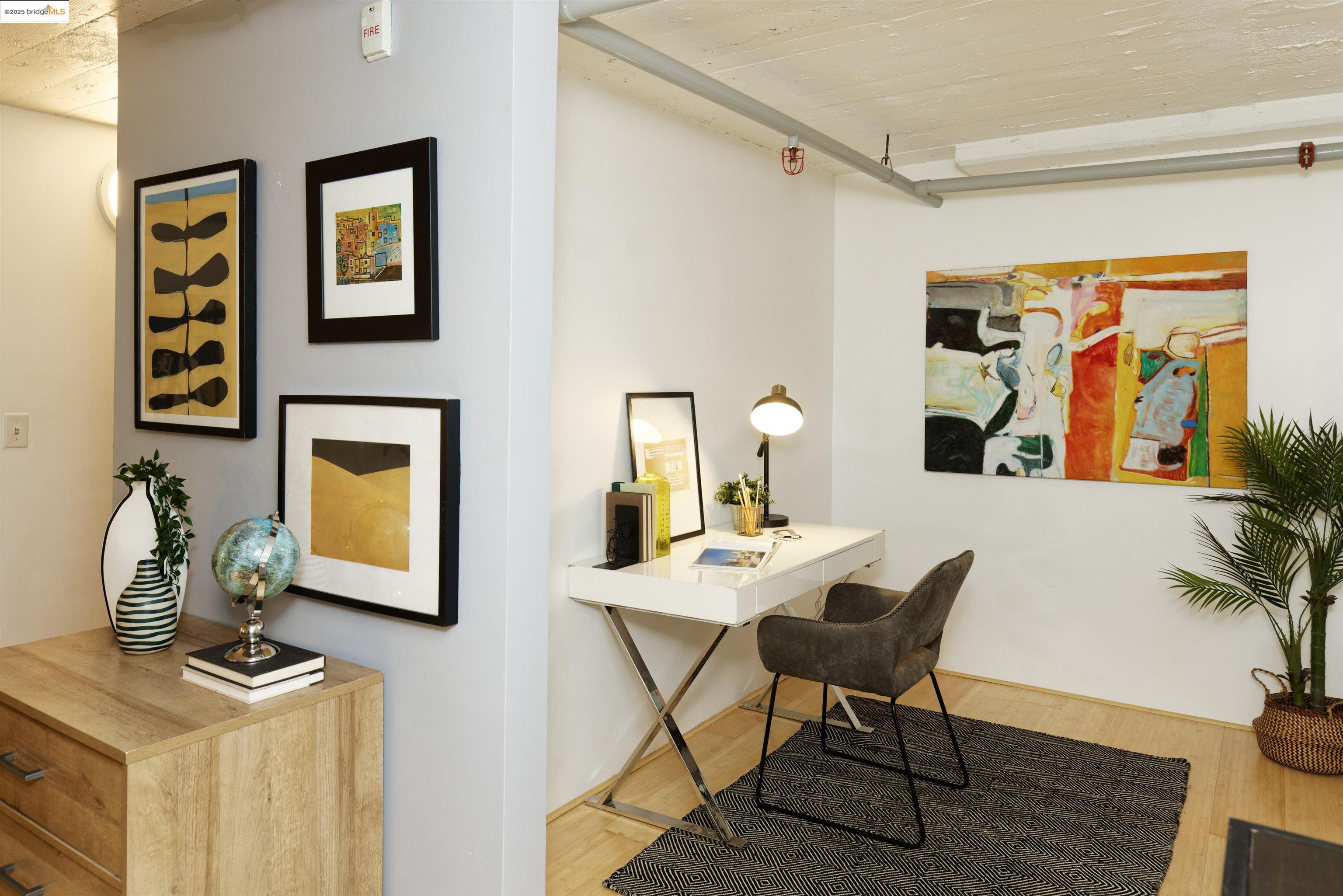 Detail Gallery Image 17 of 22 For Pine Street #322,  Oakland,  CA 94607 - 1 Beds | 1 Baths