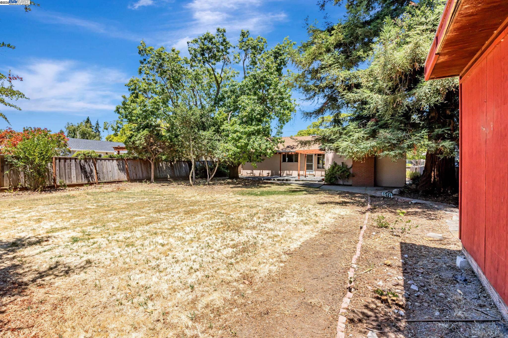 37923 Glenmoor Dr, Fremont, California 94536, 3 Bedrooms Bedrooms, 7 Rooms Rooms,1 BathroomBathrooms,Residential,For Sale,37923 Glenmoor Dr,41104550
