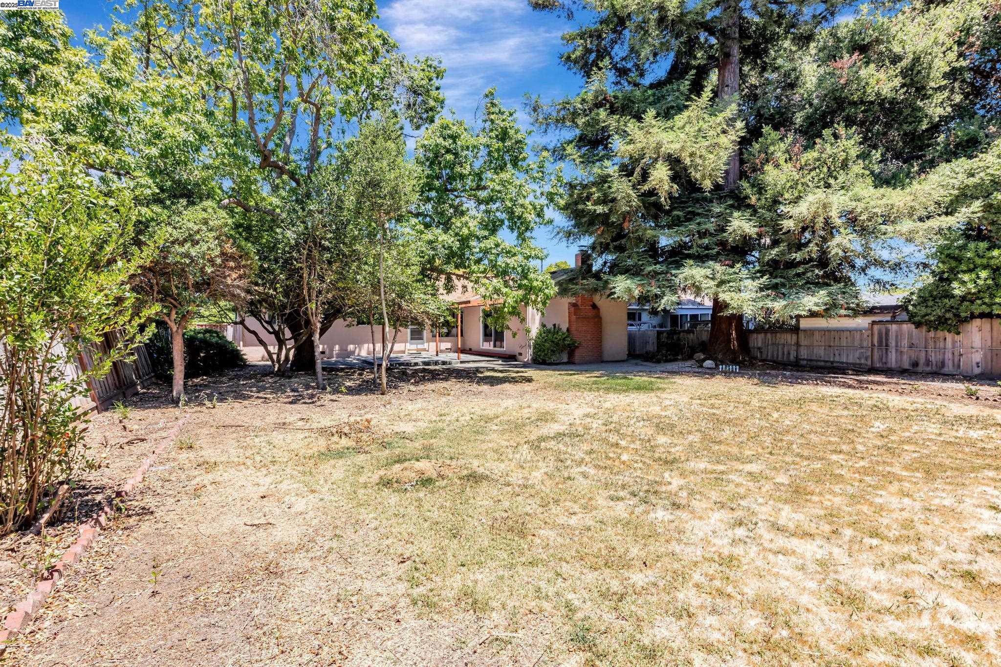37923 Glenmoor Dr, Fremont, California 94536, 3 Bedrooms Bedrooms, 7 Rooms Rooms,1 BathroomBathrooms,Residential,For Sale,37923 Glenmoor Dr,41104550