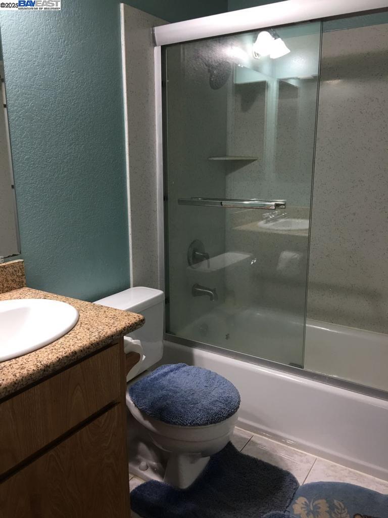 Detail Gallery Image 8 of 24 For 4805 Mallard Cmn, Fremont,  CA 94555 - 3 Beds | 2/1 Baths