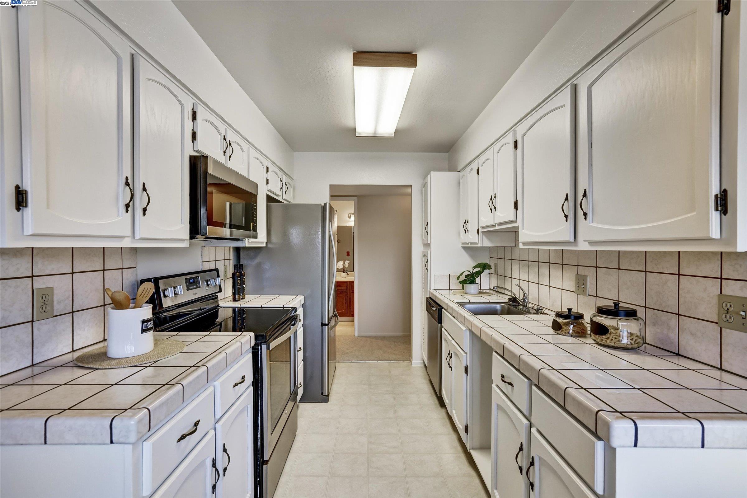 Photo #15: 41104553 Listing: Photo #15