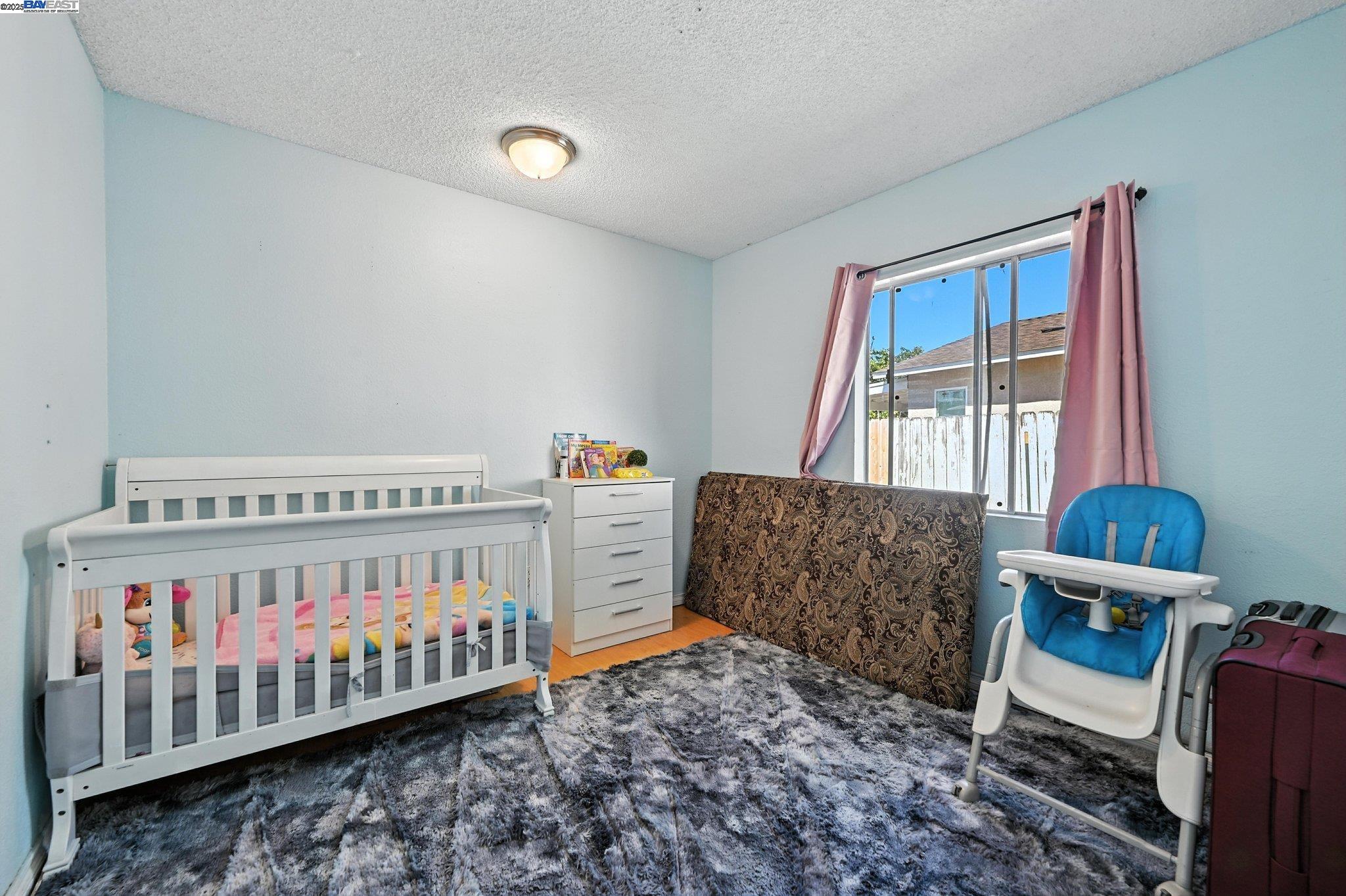 Detail Gallery Image 15 of 23 For 10293 Covina Pl, San Diego,  CA 92126 - 4 Beds | 2 Baths