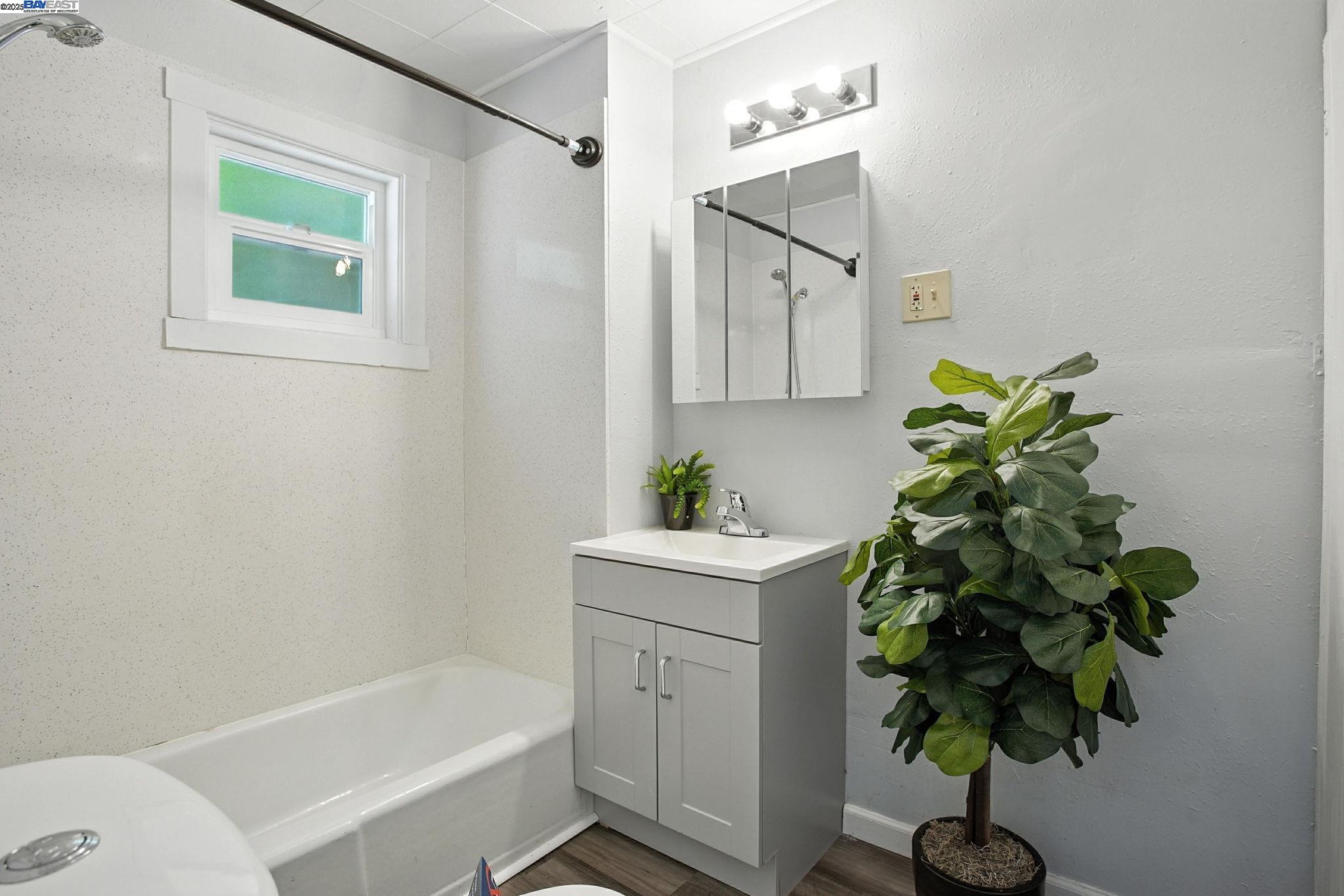 Detail Gallery Image 17 of 23 For 1551 Chronicle Ave, Stockton,  CA 95205 - 2 Beds | 1 Baths