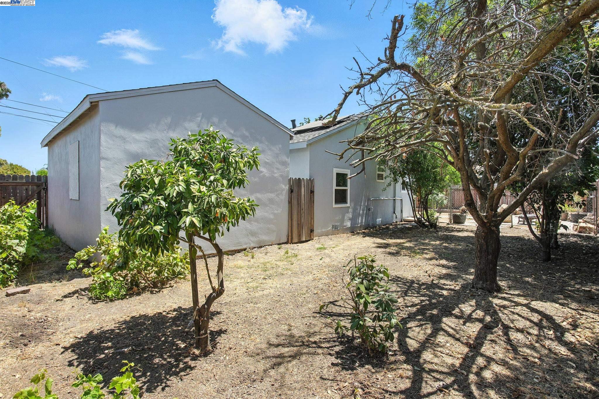 Detail Gallery Image 21 of 23 For 1551 Chronicle Ave, Stockton,  CA 95205 - 2 Beds | 1 Baths