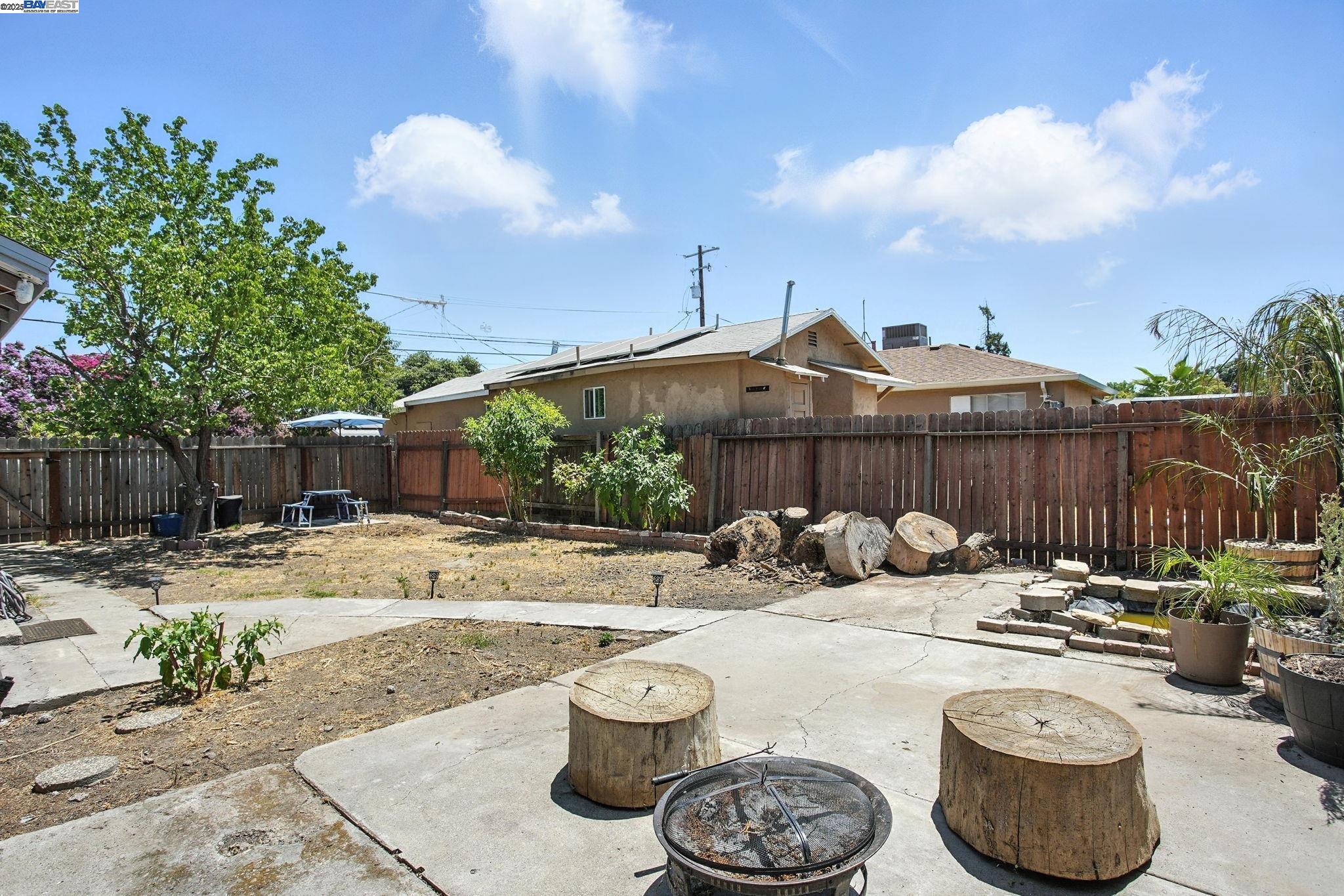 Detail Gallery Image 22 of 23 For 1551 Chronicle Ave, Stockton,  CA 95205 - 2 Beds | 1 Baths