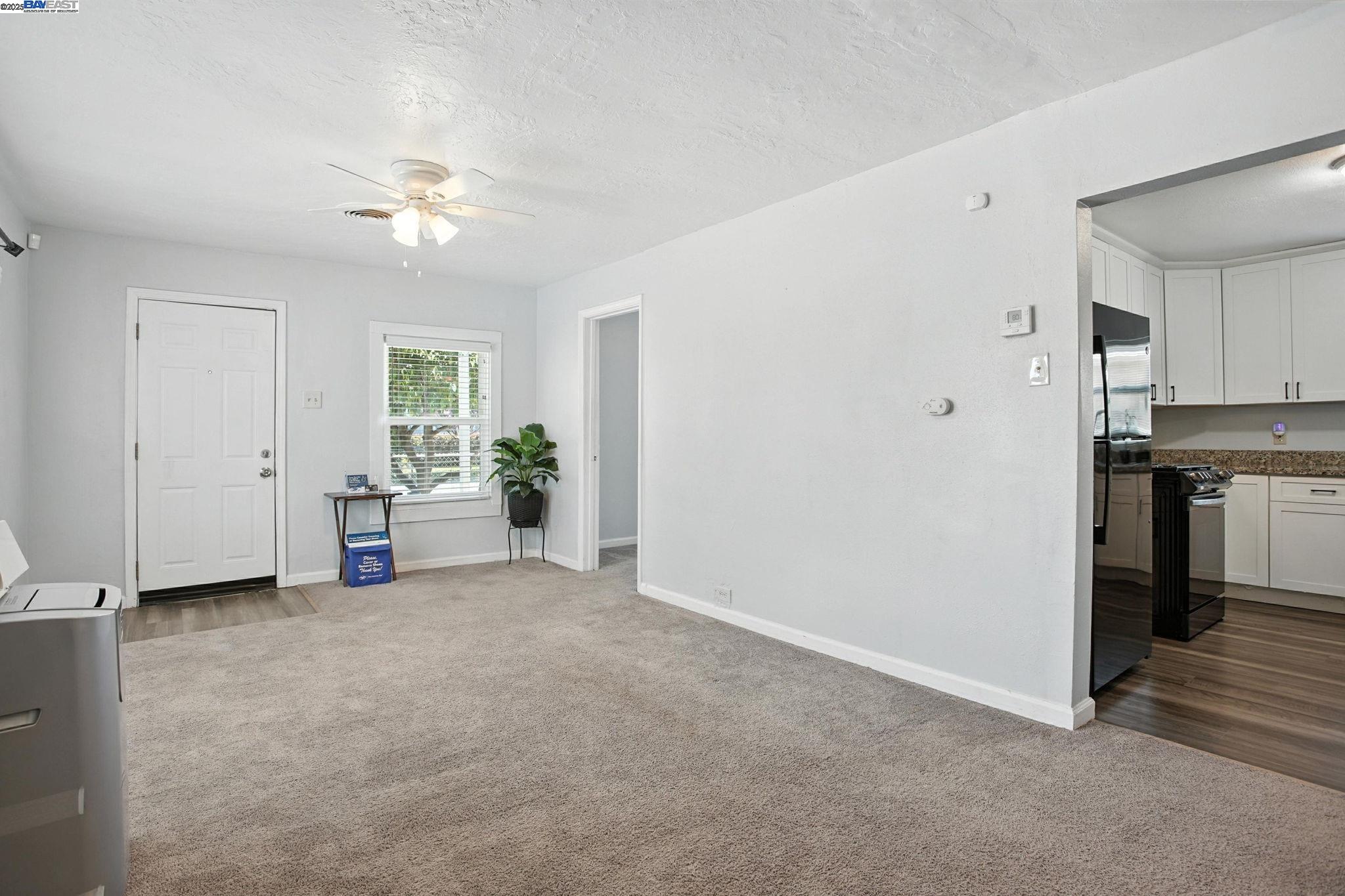Detail Gallery Image 7 of 23 For 1551 Chronicle Ave, Stockton,  CA 95205 - 2 Beds | 1 Baths
