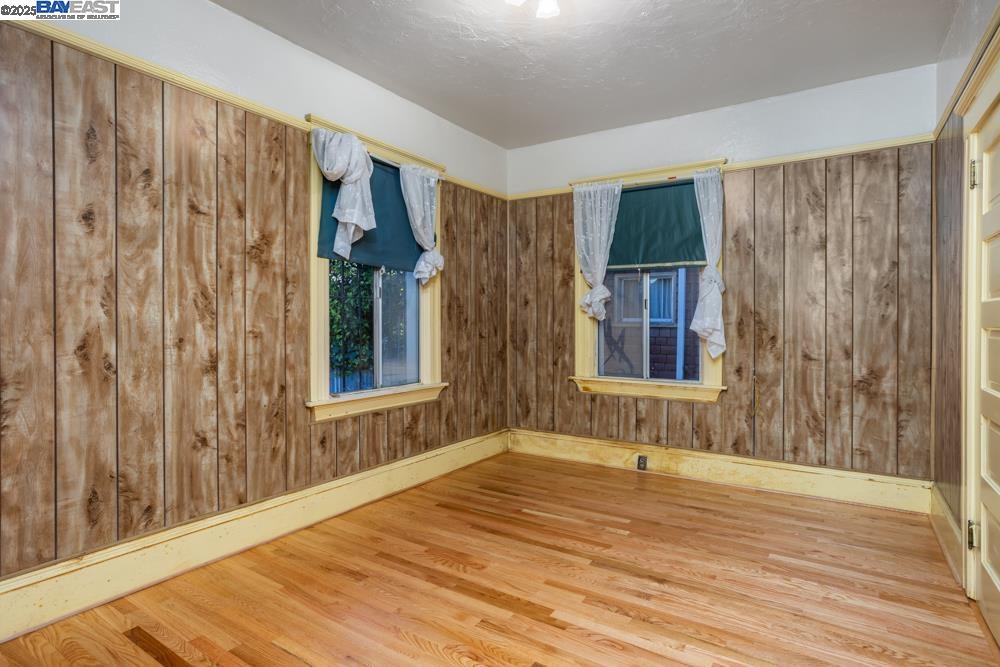 Detail Gallery Image 11 of 45 For 1424 Walnut St, Alameda,  CA 94501 - 3 Beds | 1/1 Baths