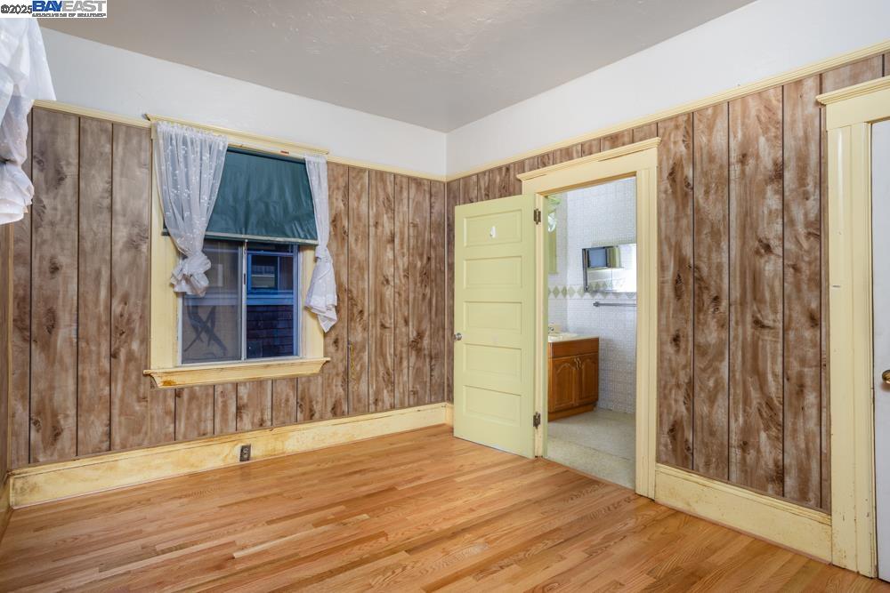 Detail Gallery Image 12 of 45 For 1424 Walnut St, Alameda,  CA 94501 - 3 Beds | 1/1 Baths