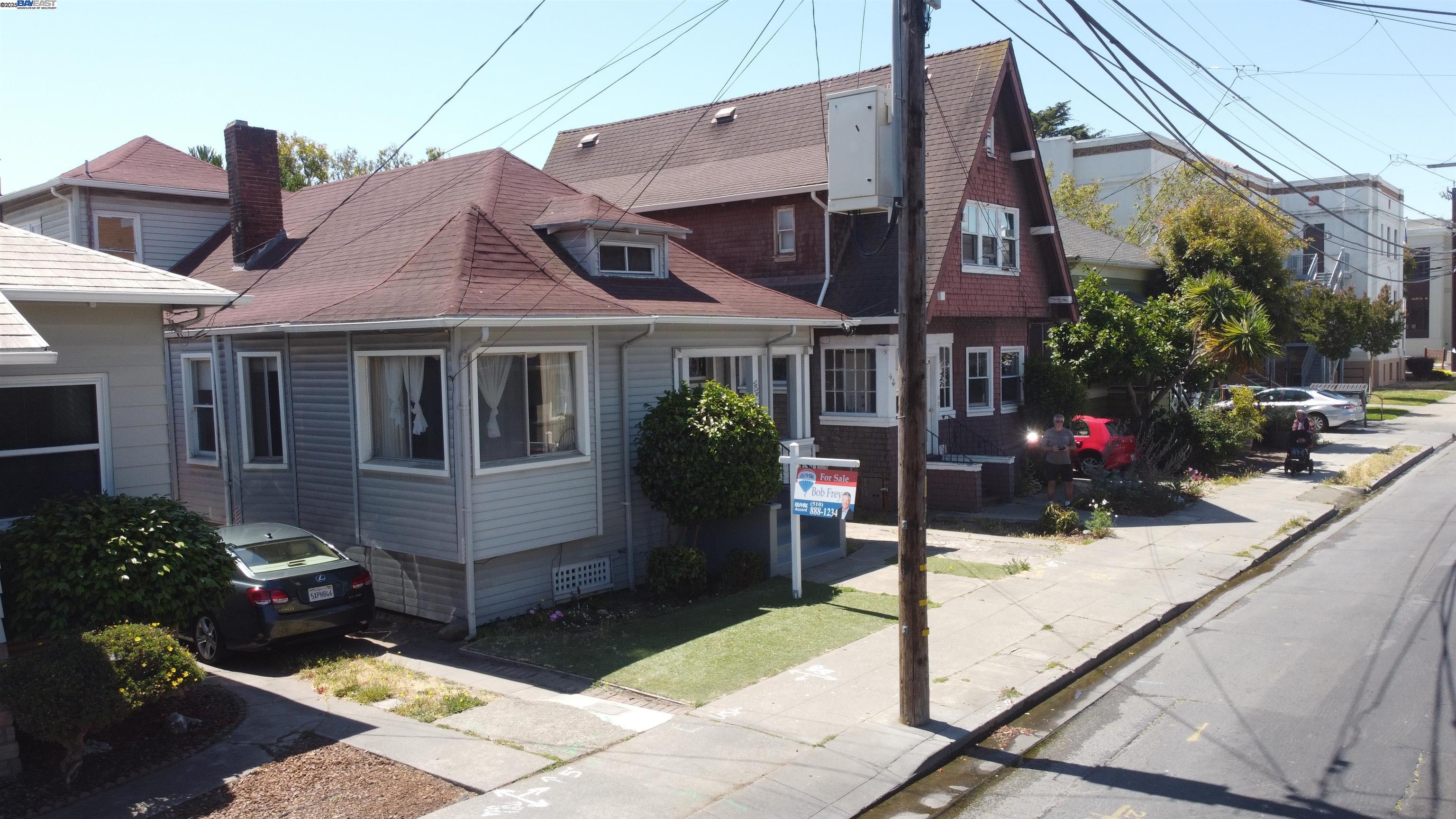 Detail Gallery Image 21 of 45 For 1424 Walnut St, Alameda,  CA 94501 - 3 Beds | 1/1 Baths