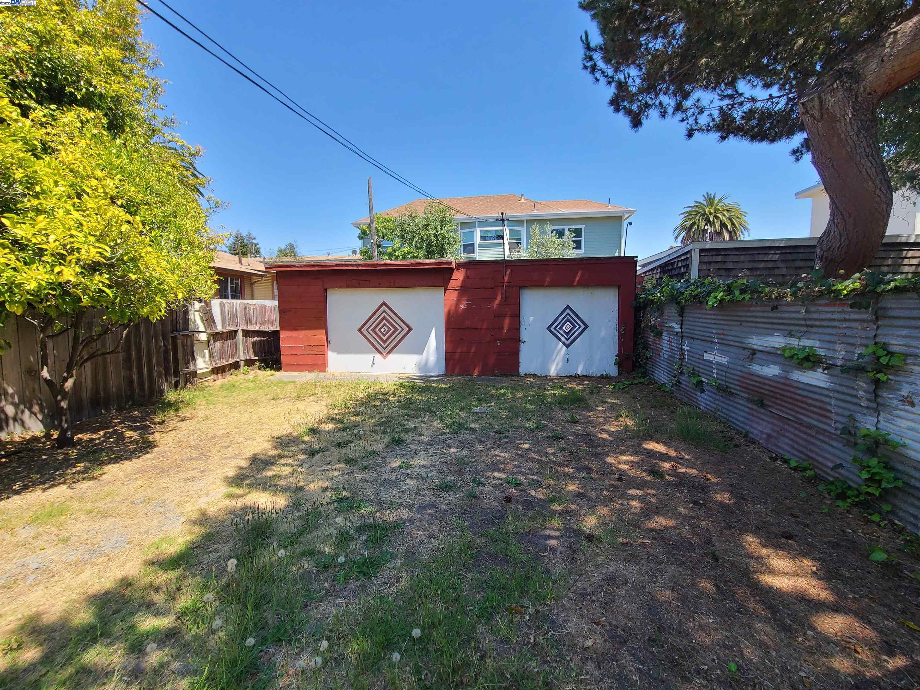 Detail Gallery Image 29 of 45 For 1424 Walnut St, Alameda,  CA 94501 - 3 Beds | 1/1 Baths