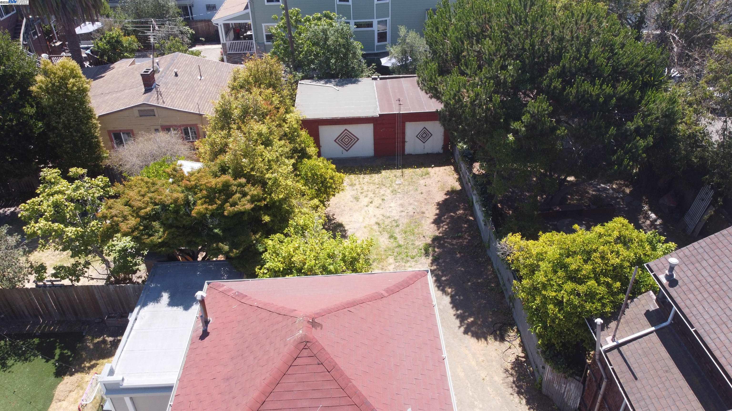 Detail Gallery Image 39 of 45 For 1424 Walnut St, Alameda,  CA 94501 - 3 Beds | 1/1 Baths