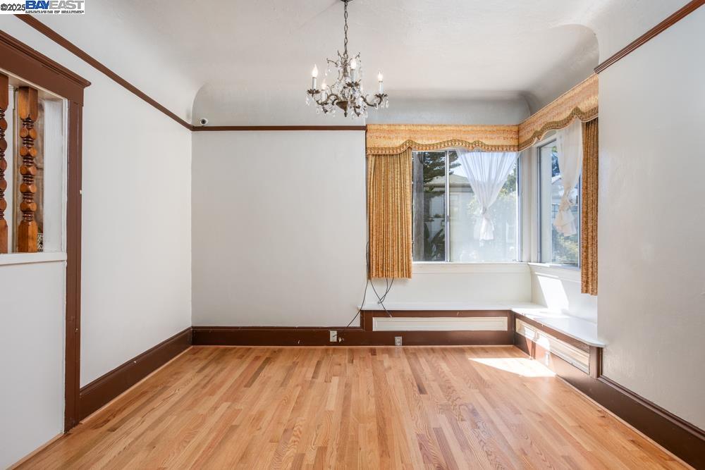 Detail Gallery Image 5 of 45 For 1424 Walnut St, Alameda,  CA 94501 - 3 Beds | 1/1 Baths