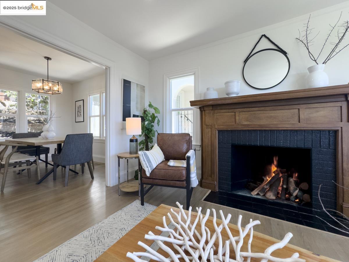 Detail Gallery Image 14 of 60 For 479 Kentucky Ave, Berkeley,  CA 94707 - 3 Beds | 2 Baths