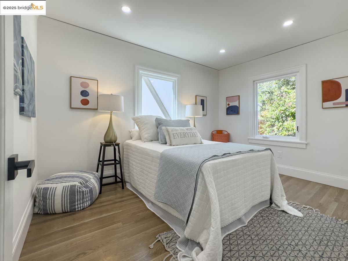 Detail Gallery Image 23 of 60 For 479 Kentucky Ave, Berkeley,  CA 94707 - 3 Beds | 2 Baths