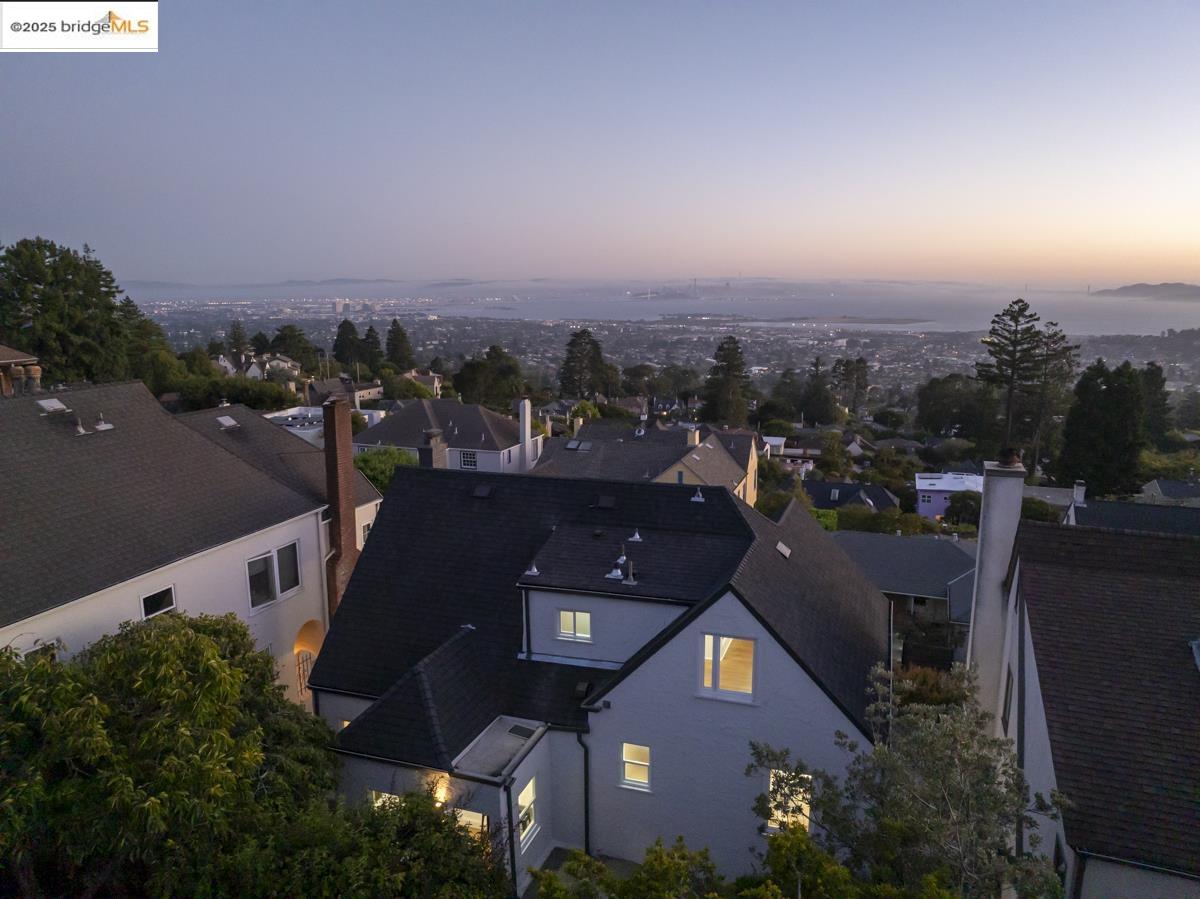 Detail Gallery Image 51 of 60 For 479 Kentucky Ave, Berkeley,  CA 94707 - 3 Beds | 2 Baths