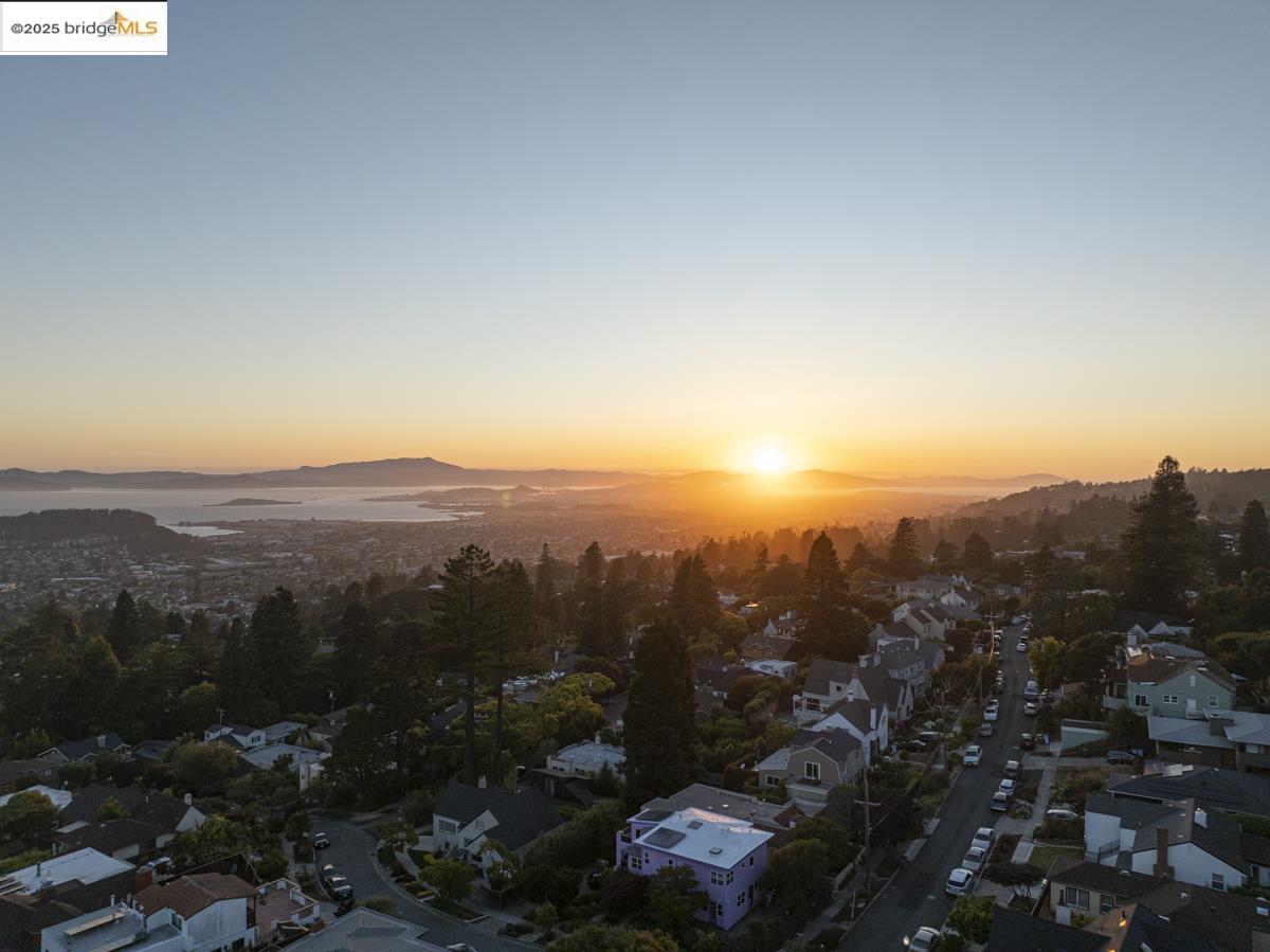 Detail Gallery Image 58 of 60 For 479 Kentucky Ave, Berkeley,  CA 94707 - 3 Beds | 2 Baths
