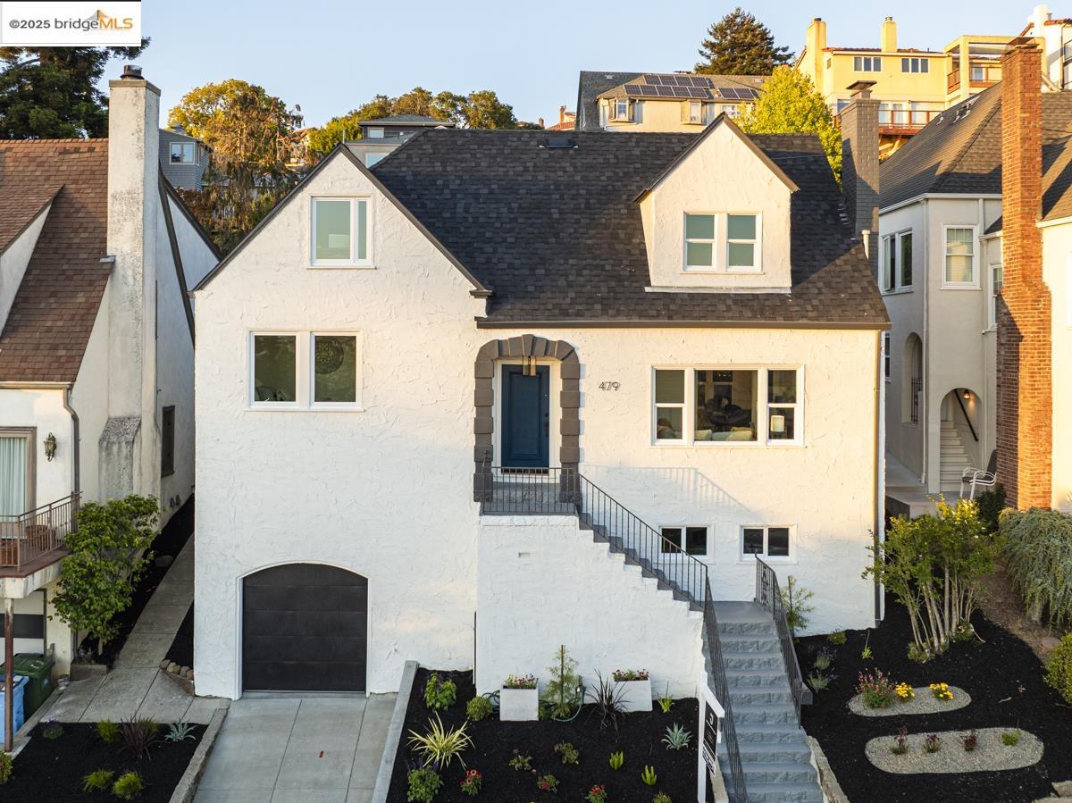 Detail Gallery Image 8 of 60 For 479 Kentucky Ave, Berkeley,  CA 94707 - 3 Beds | 2 Baths