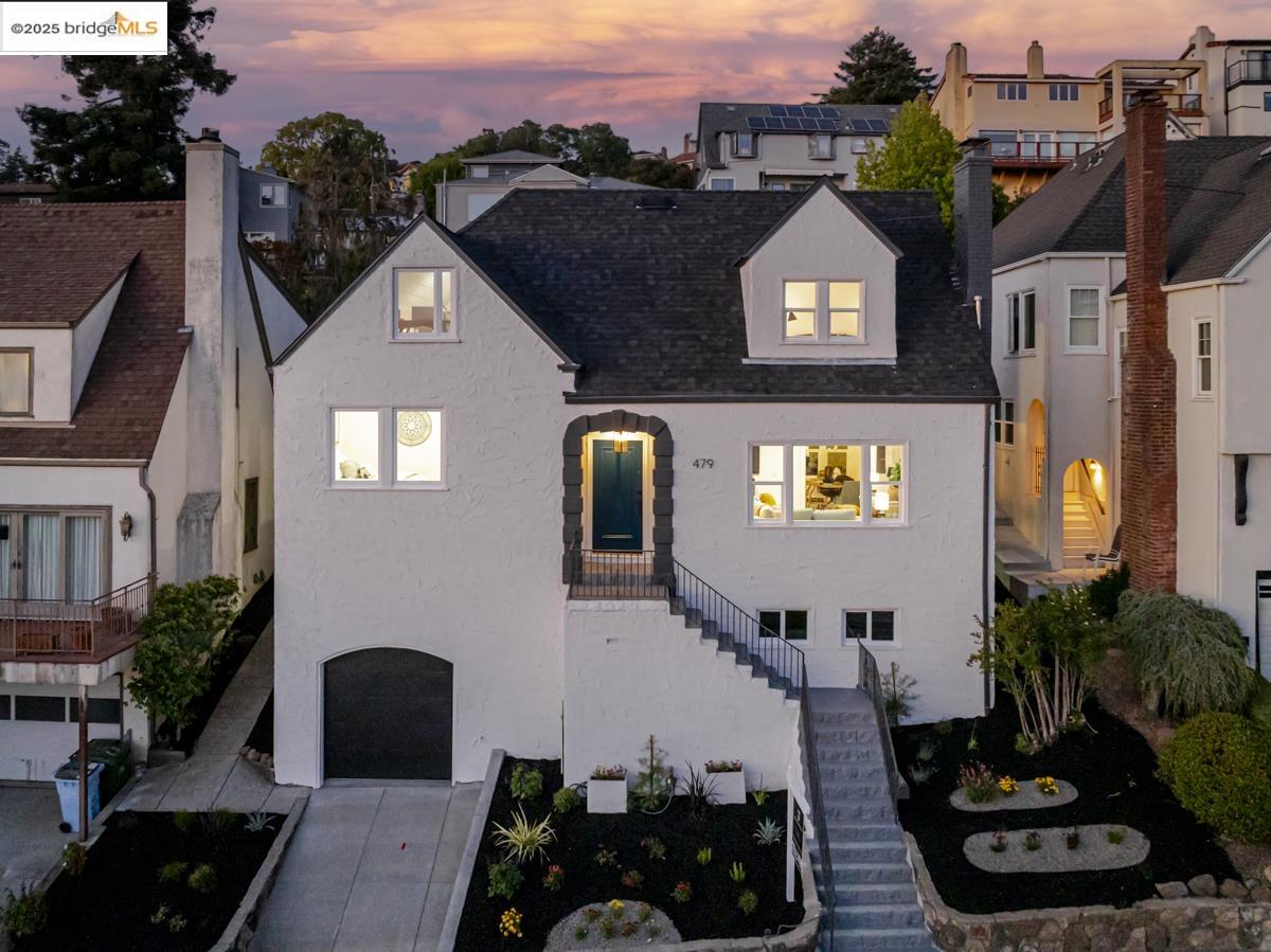 Detail Gallery Image 10 of 60 For 479 Kentucky Ave, Berkeley,  CA 94707 - 3 Beds | 2 Baths