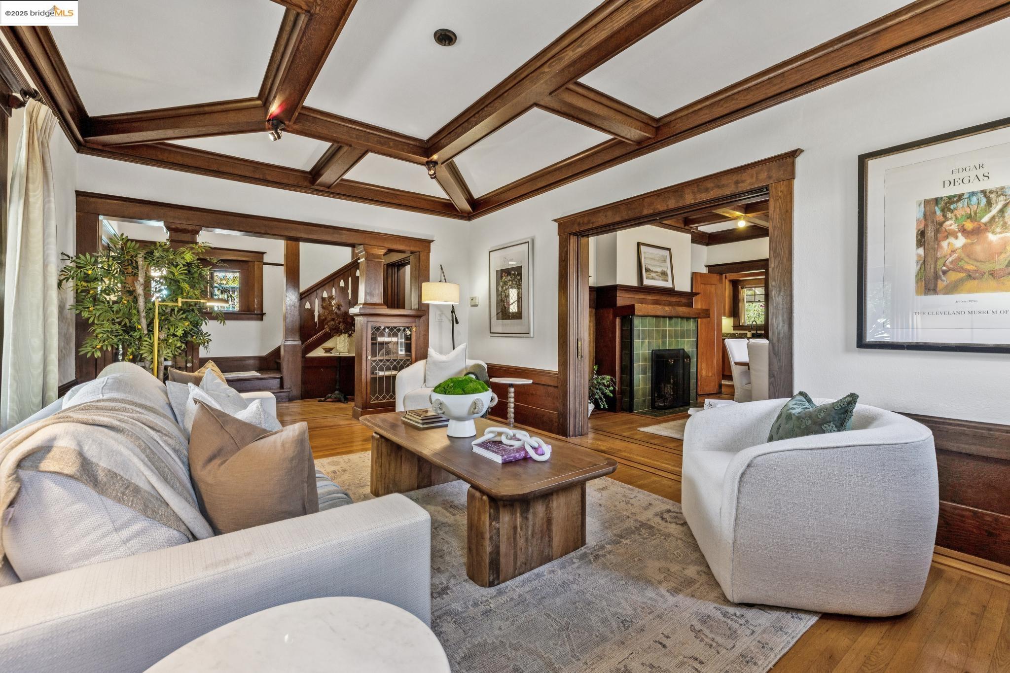 Detail Gallery Image 13 of 60 For 130 Fairmount Ave, Oakland,  CA 94611 - 3 Beds | 2/1 Baths