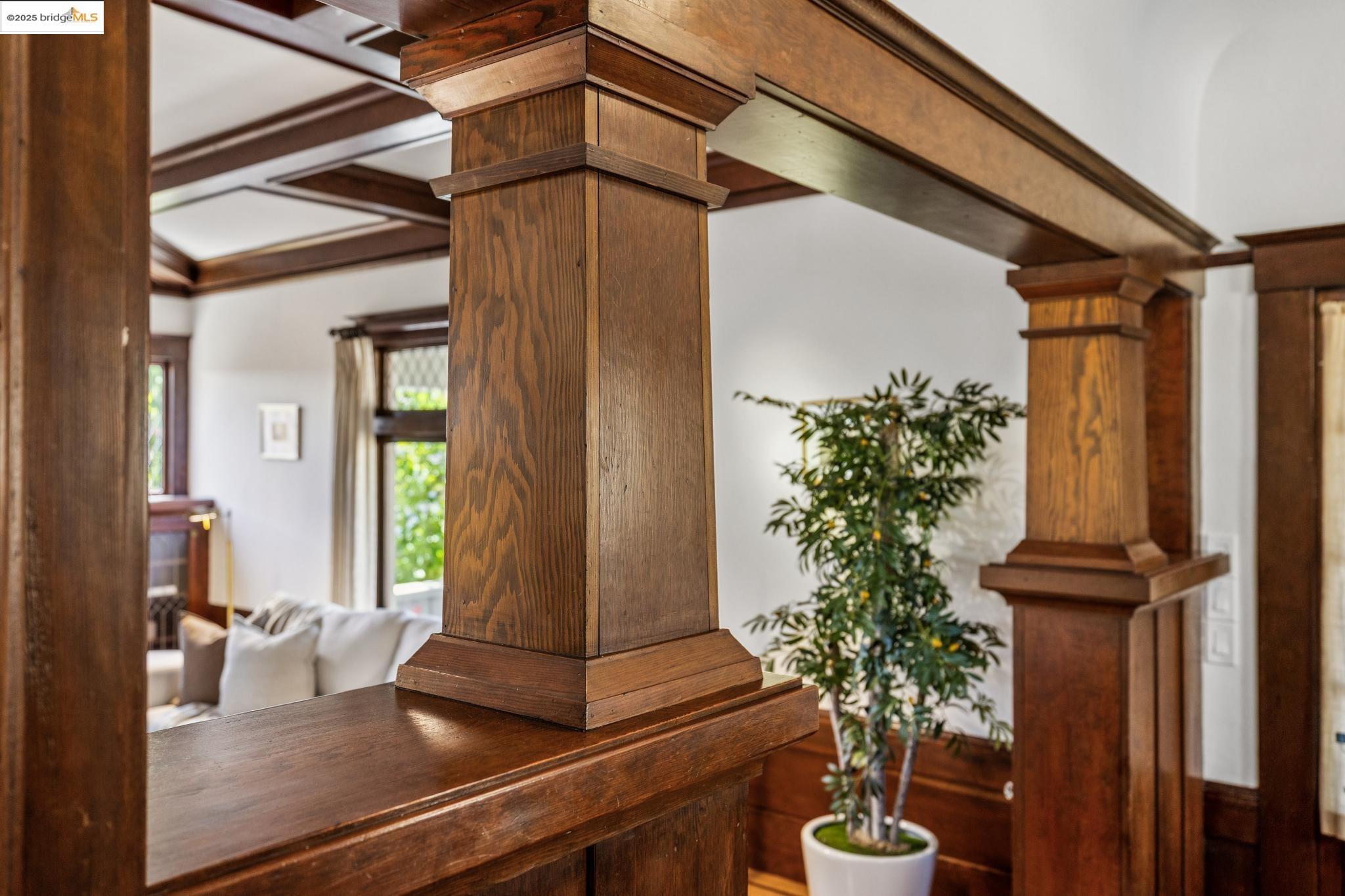 Detail Gallery Image 19 of 60 For 130 Fairmount Ave, Oakland,  CA 94611 - 3 Beds | 2/1 Baths