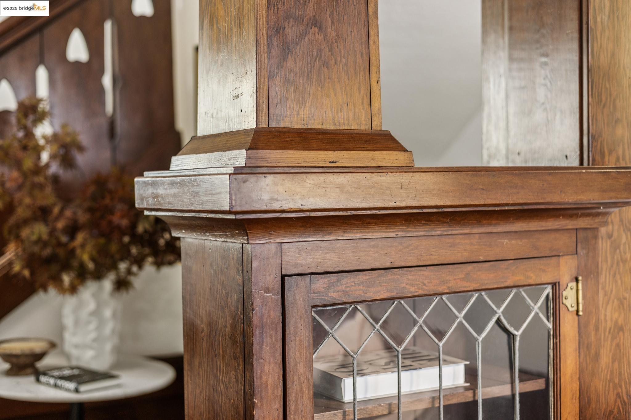 Detail Gallery Image 8 of 60 For 130 Fairmount Ave, Oakland,  CA 94611 - 3 Beds | 2/1 Baths