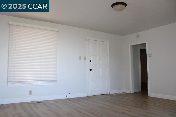 Detail Gallery Image 2 of 34 For 5910 Skyline Dr, El Sobrante,  CA 94803 - 1 Beds | 1 Baths